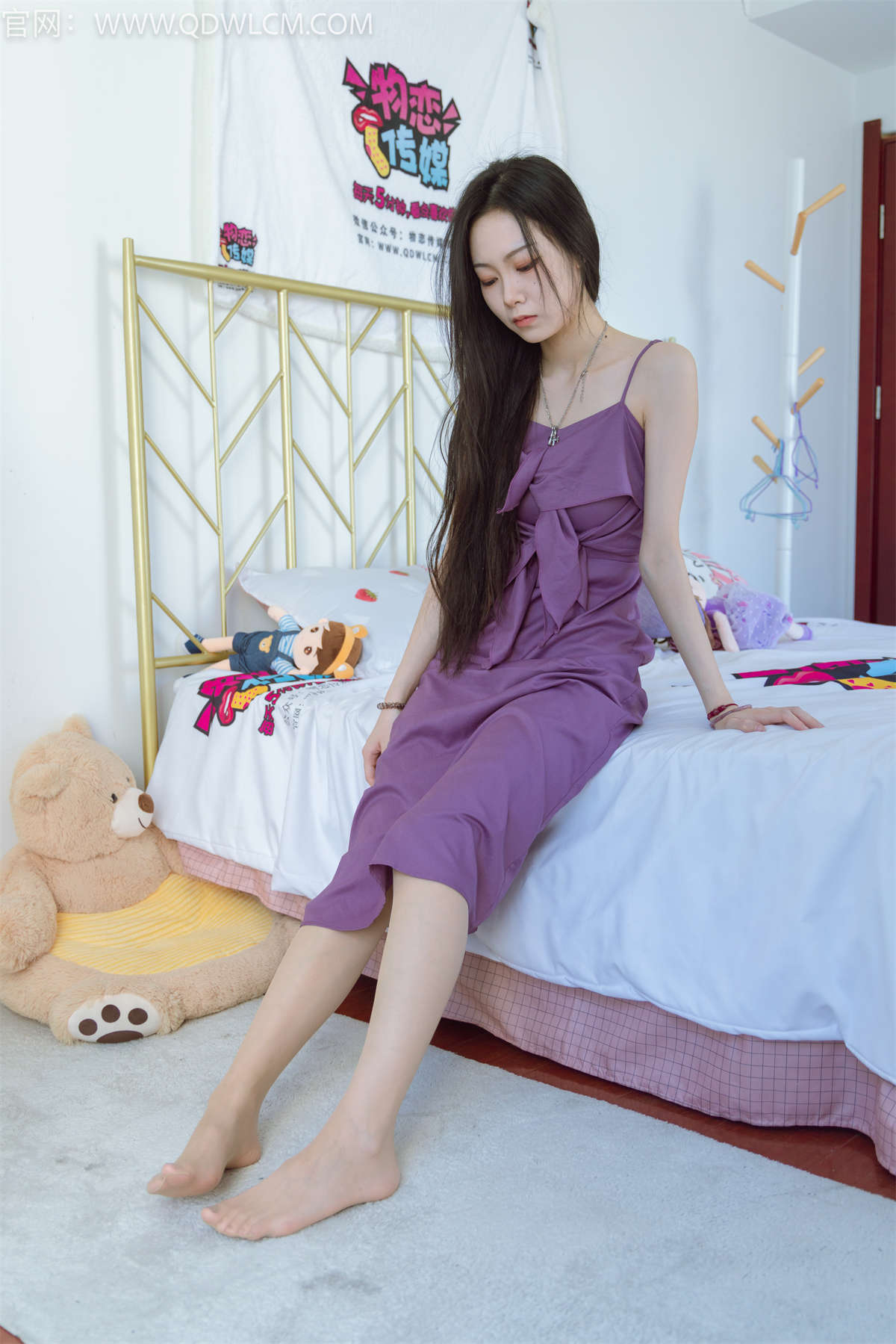 图片[2]-物恋传媒 NO.1364 康康-忧郁紫罗兰-日更街拍