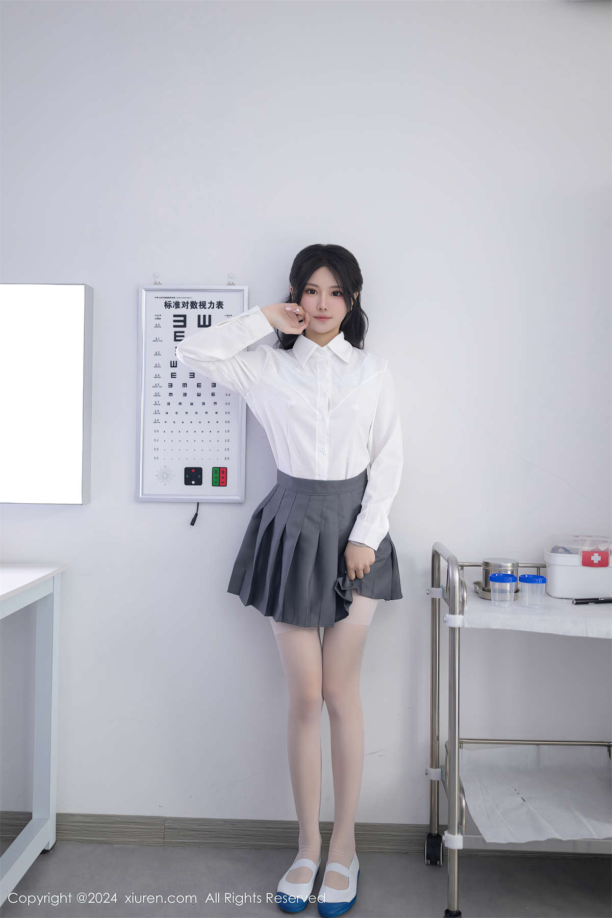 图片[2]-Xiuren秀人网 2024.07.12 NO.8852 幼幼-日更街拍