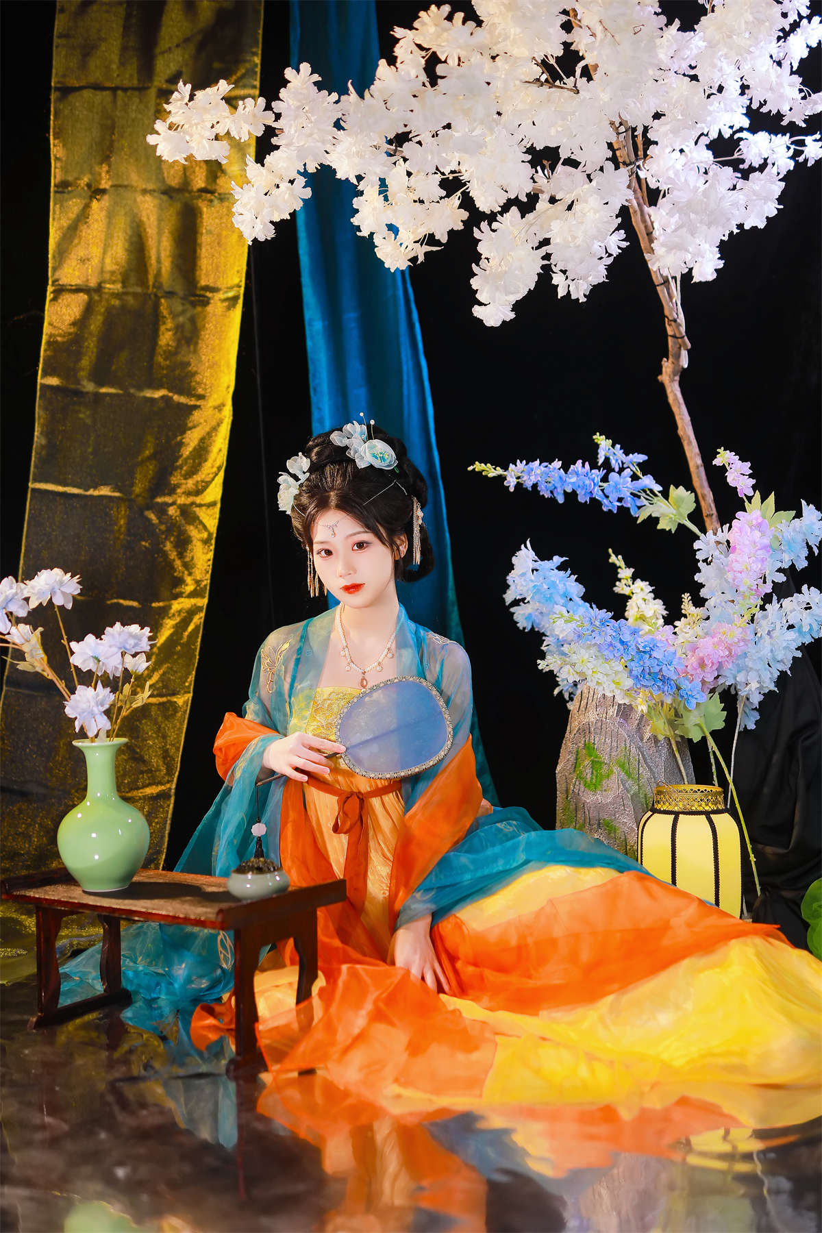 YITUYU艺图语 2025.01.28 虞美人 周周Ay-日更街拍