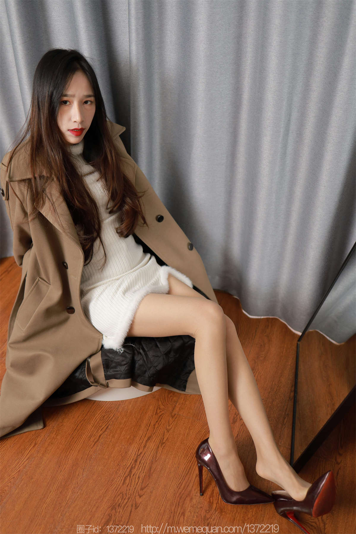 图片[2]-IESS异思趣向 2023.01.30 丝享家1345：美子 微距细节满满-日更街拍