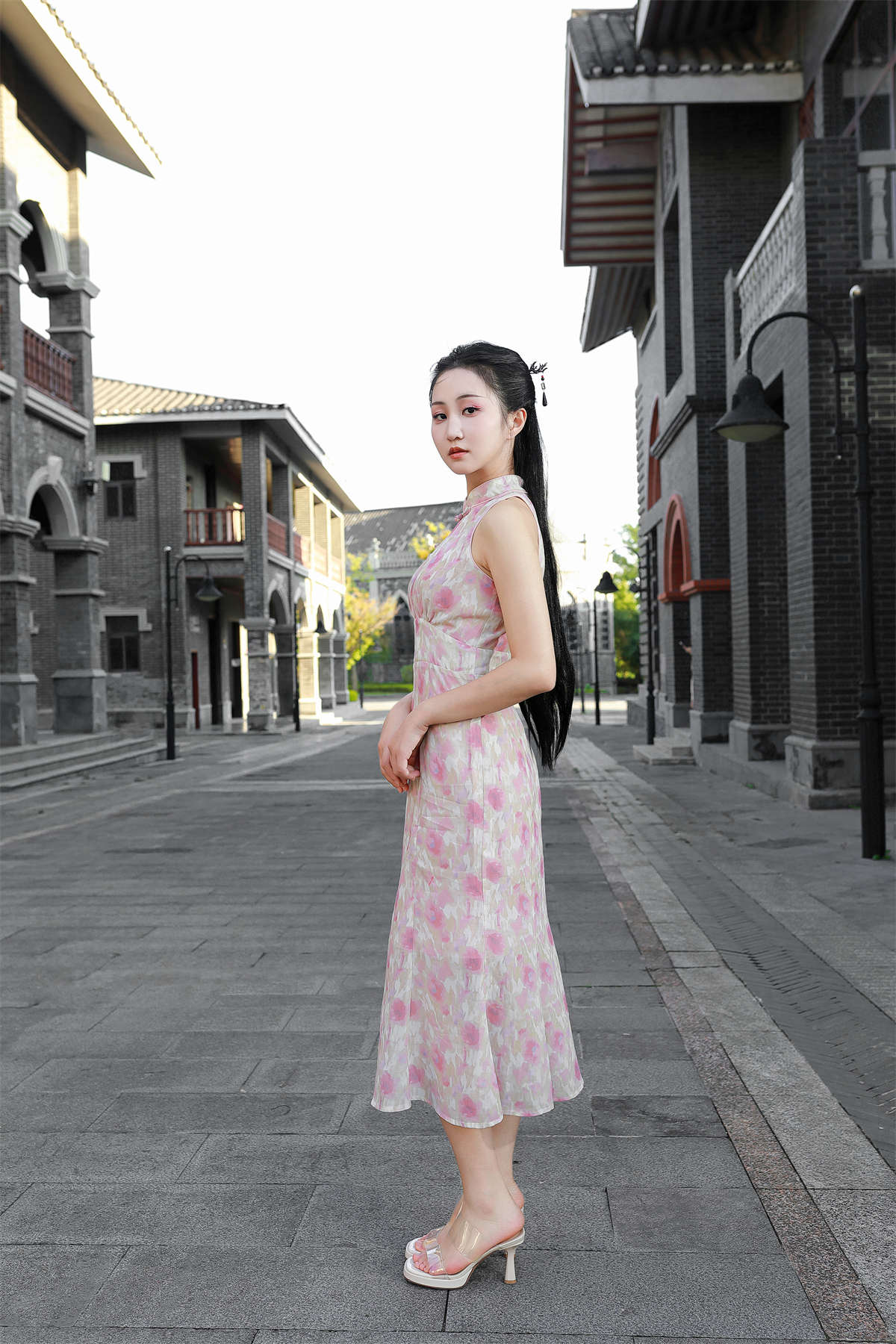 YITUYU艺图语 2023.10.15 古城惬闲 搽小兔插图1