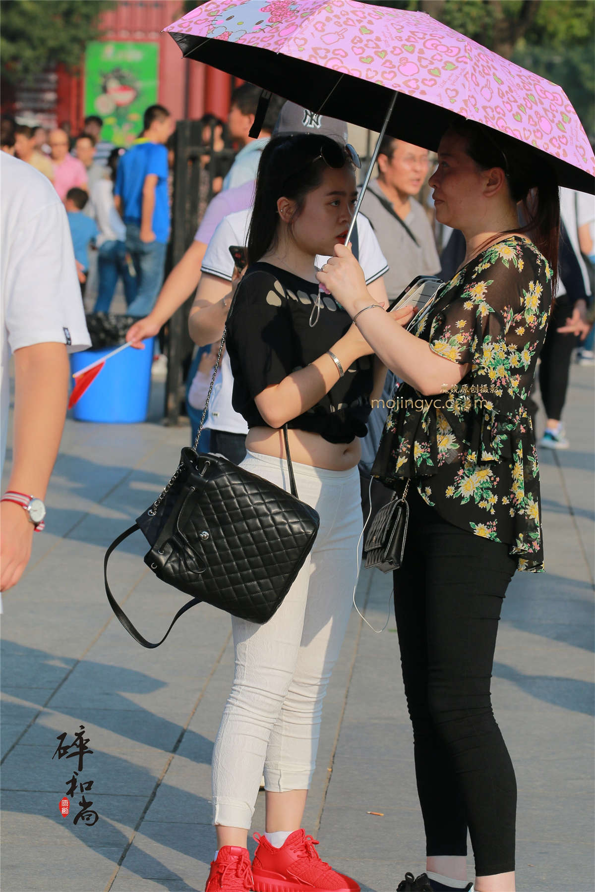 鼓起你的小肚皮（27P）-日更街拍