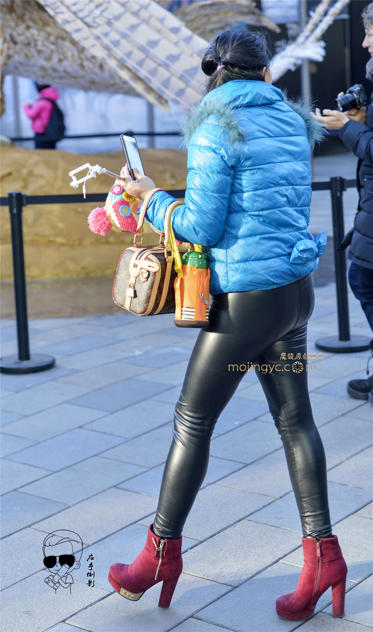 图片[2]-紧绷皮裤包裹出魅力大长腿红（2016-12-1-12P）左手倒影-日更街拍