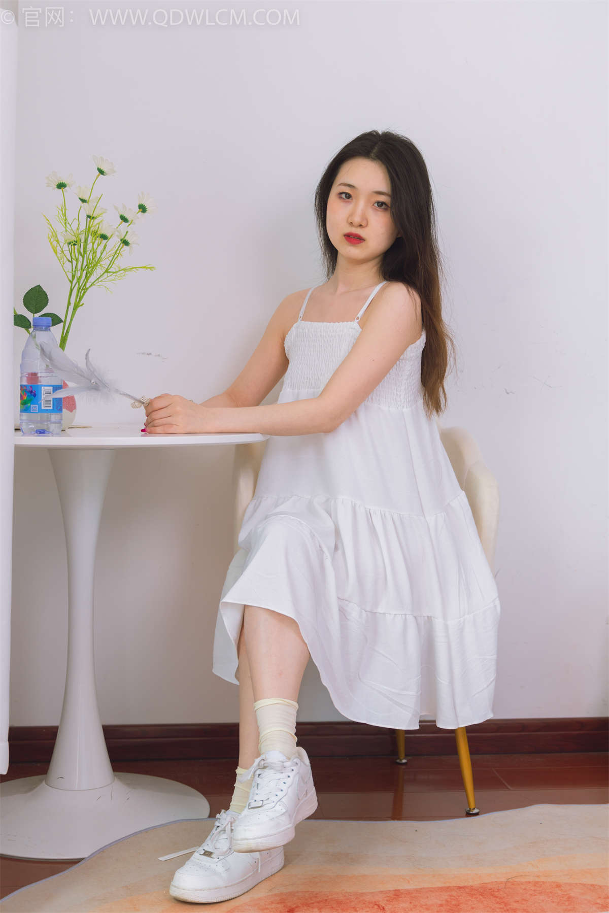 物恋传媒 NO.1492 文文-白日云朵-日更街拍