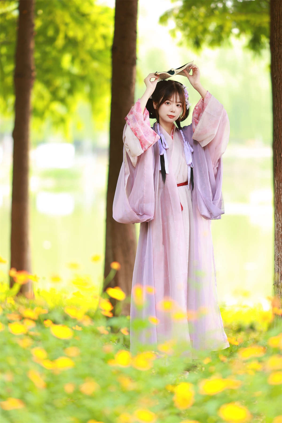 YITUYU艺图语 2023.09.19 卖花声里 暮烟色CC-日更街拍
