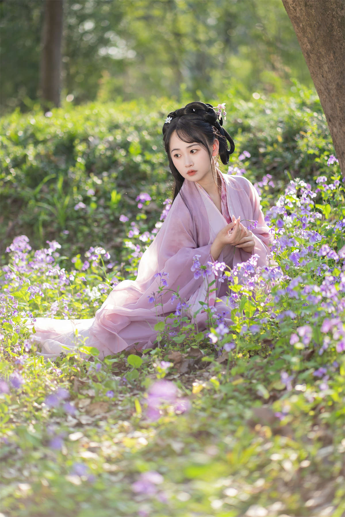 YITUYU艺图语 2023.11.30 紫色汉服真的好美啊 湫一只岁岁-日更街拍