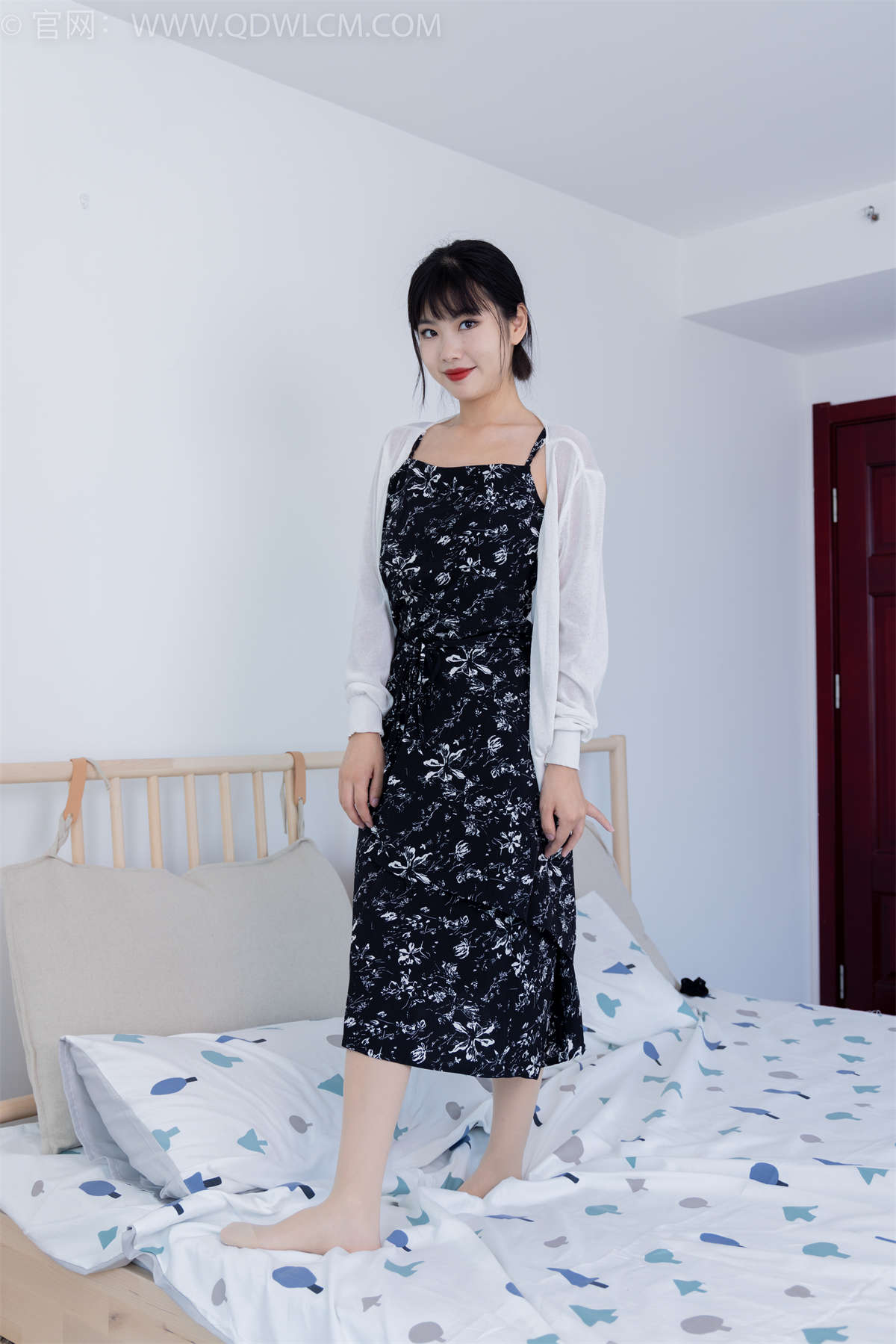 物恋传媒 NO.1815 米米-哥特式-日更街拍