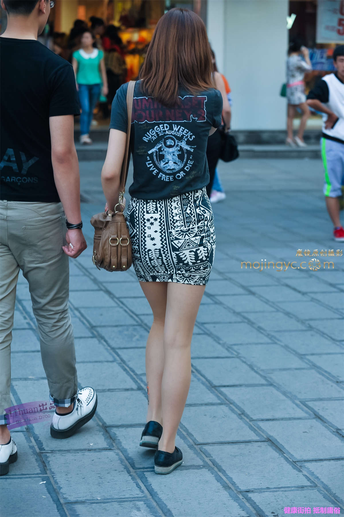 李欢原创-短裙，美腿（9P）-日更街拍