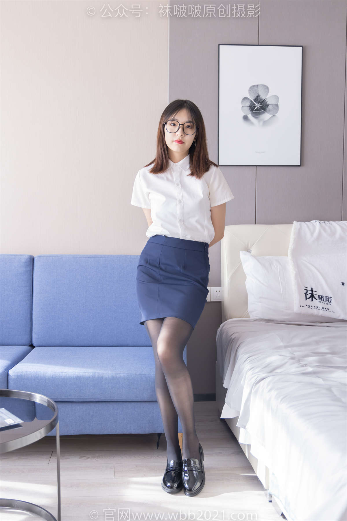 图片[2]-袜啵啵 No.296 小甜豆-皮鞋、平底鞋、黑丝（脚尖微加固款）、油亮厚黑丝（脚尖透明款）花絮版-日更街拍