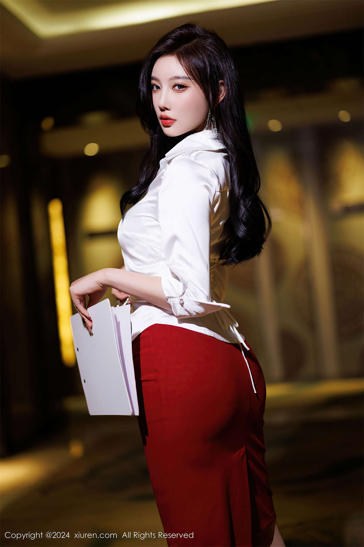 图片[2]-Xiuren秀人网 2024.12.06 NO.9565 杨晨晨Yome-日更街拍