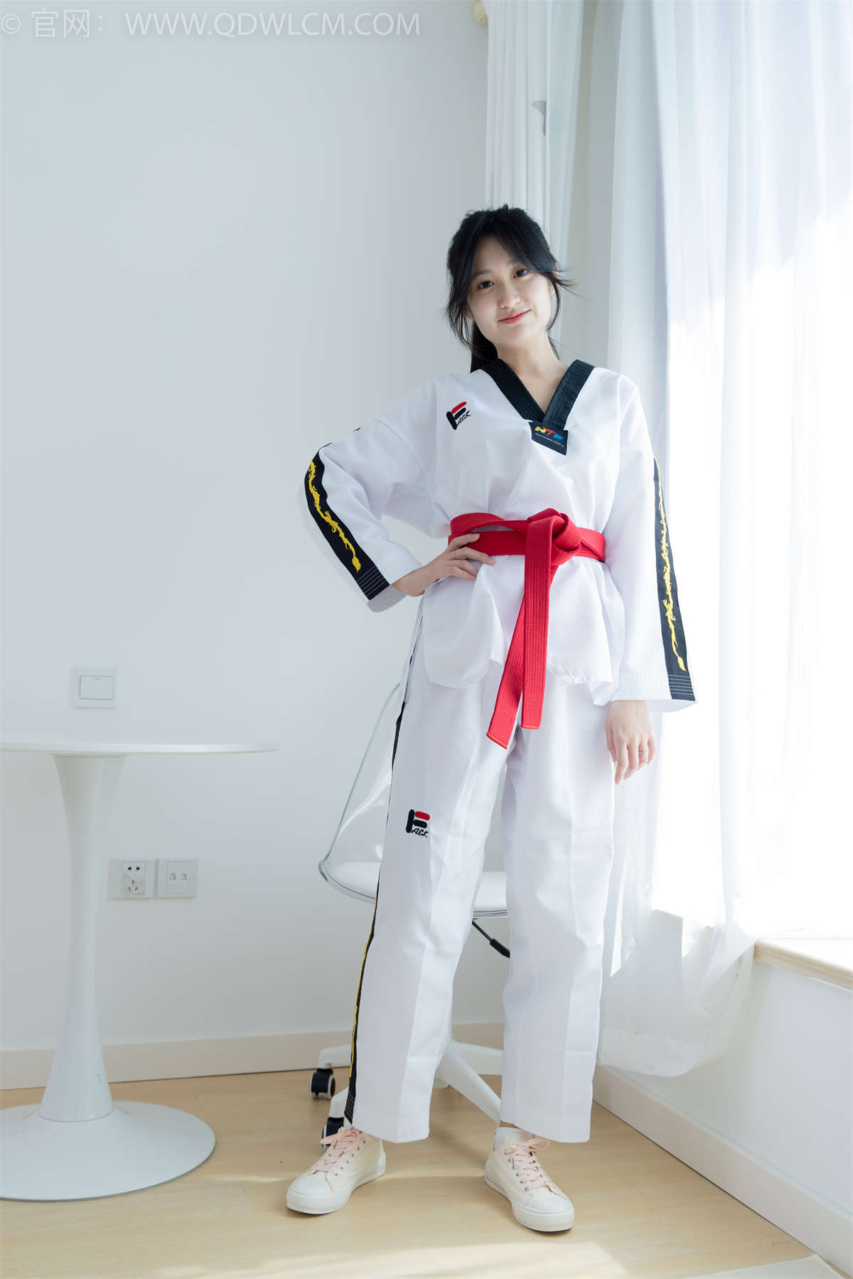 图片[2]-物恋传媒 NO.1726 小敏-爱的抛物线-日更街拍