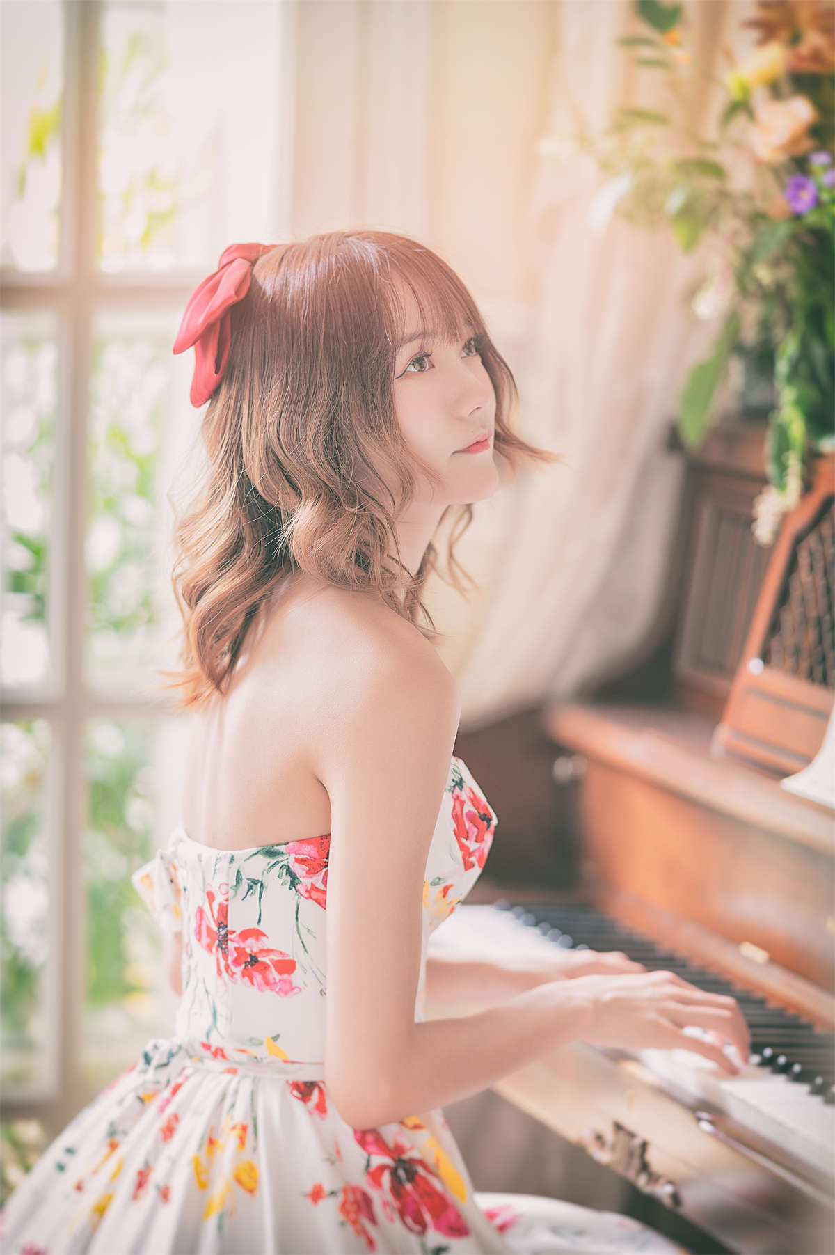 YITUYU艺图语 2022.05.24 香奈儿 兔子Zzz不吃胡萝卜-日更街拍