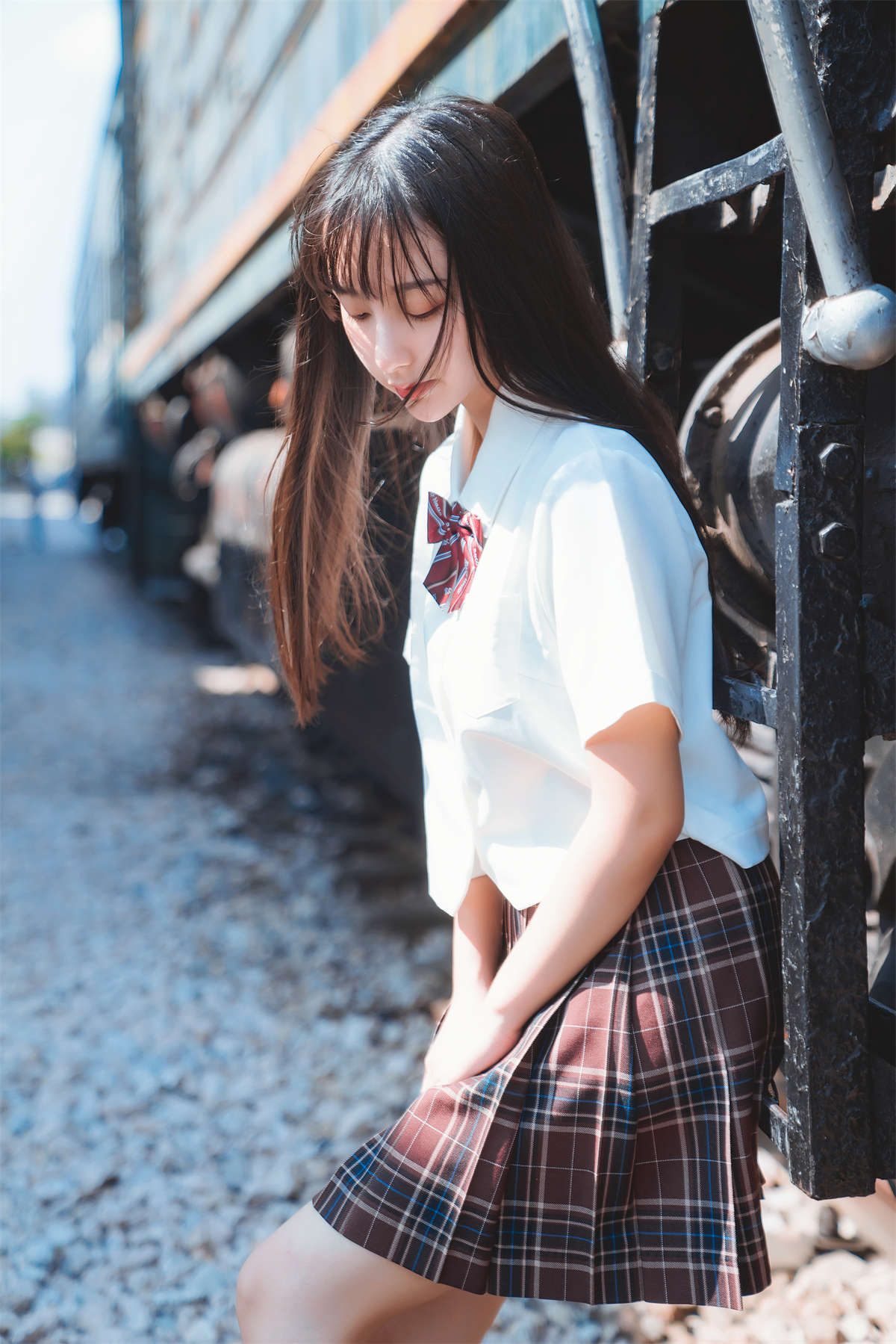 图片[2]-YITUYU艺图语 2022.05.21 青春列车 鲁鲁羽落子-日更街拍