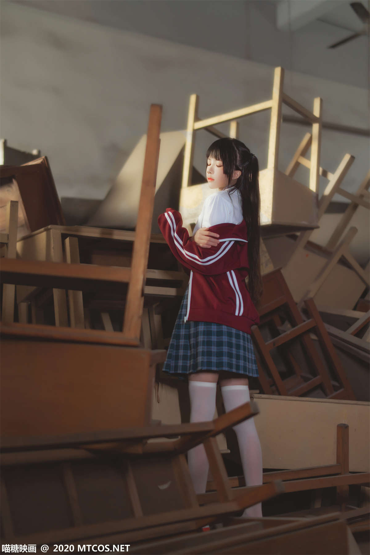 喵糖映画 VOL.304 废弃教室-日更街拍