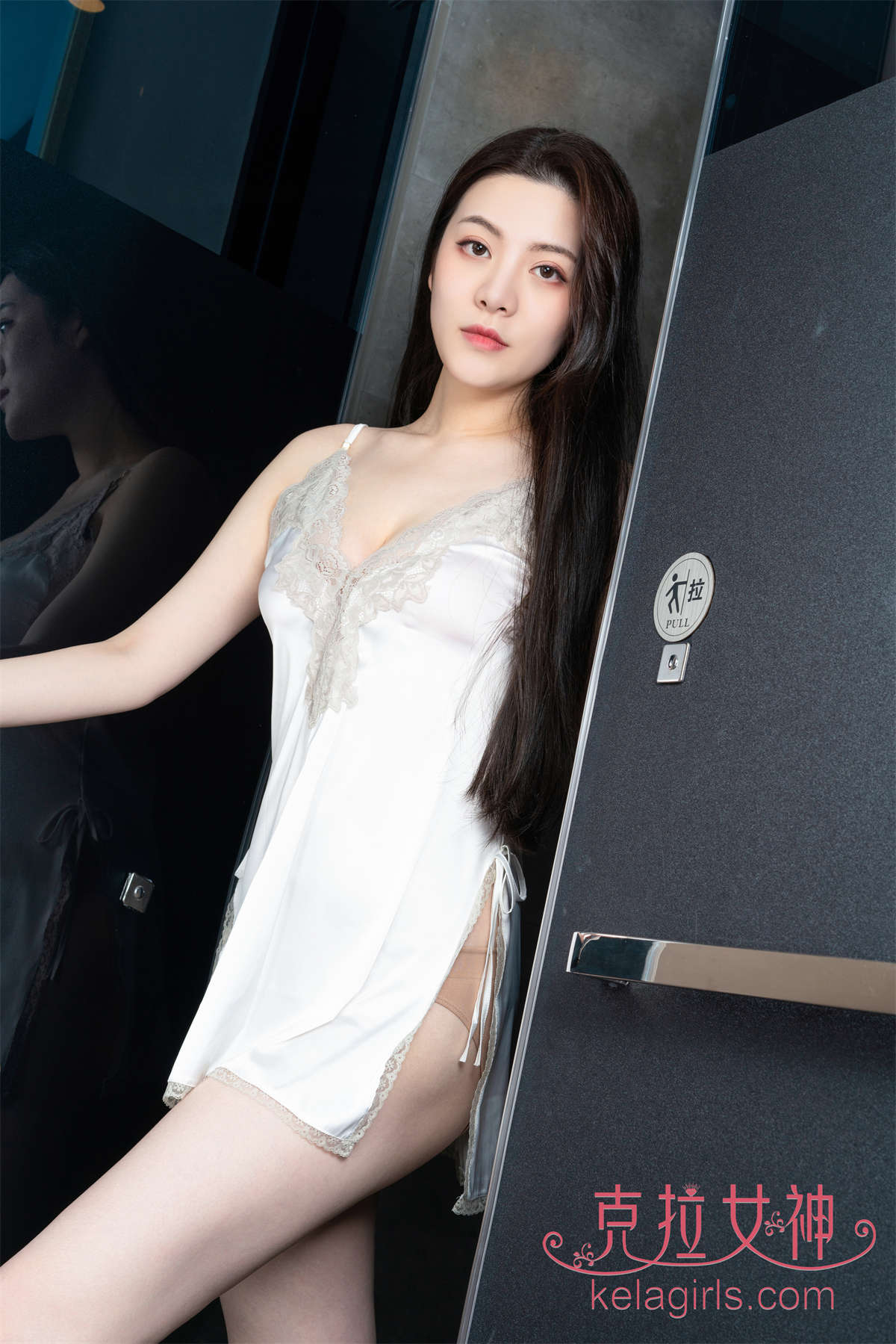 Kelagirls克拉女神 2019.09.20《香娇玉嫩》百琳-日更街拍