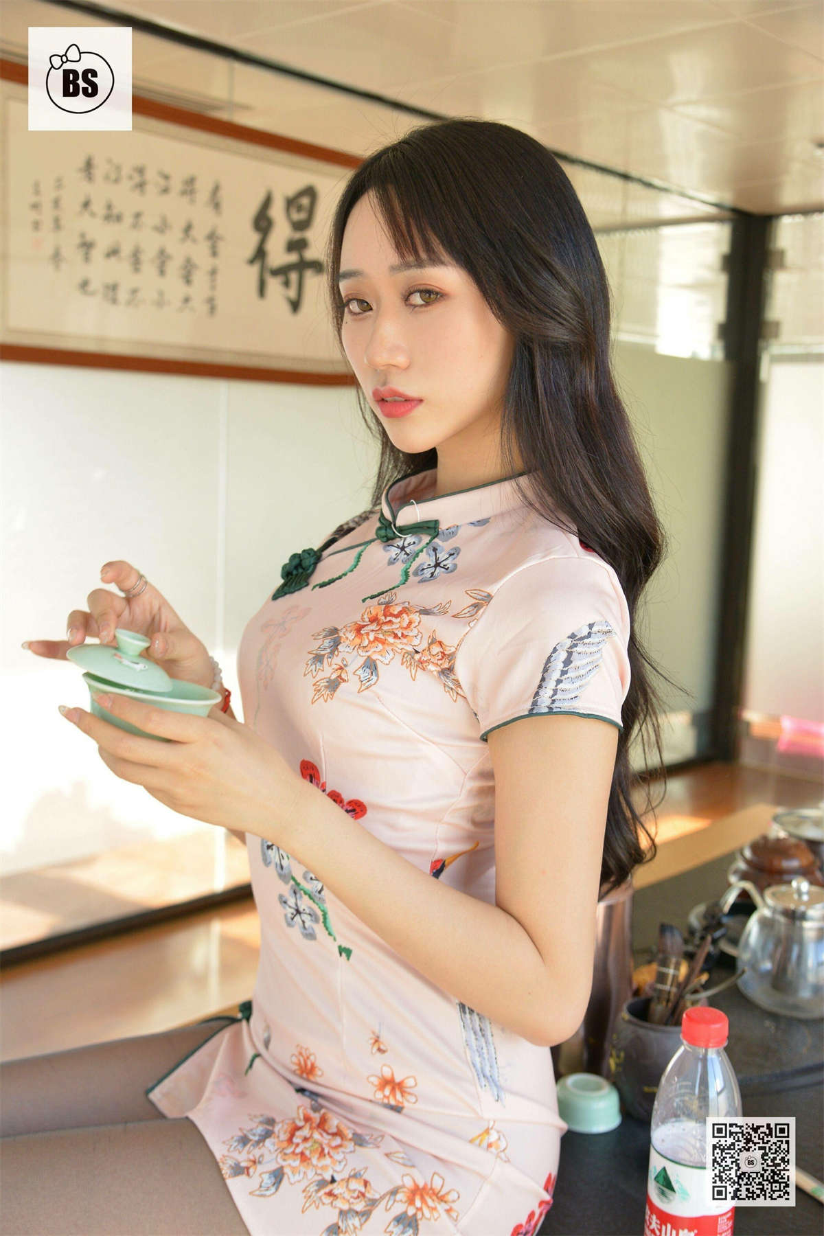 我丝你想No.014 美西 新来的女助理4-日更街拍