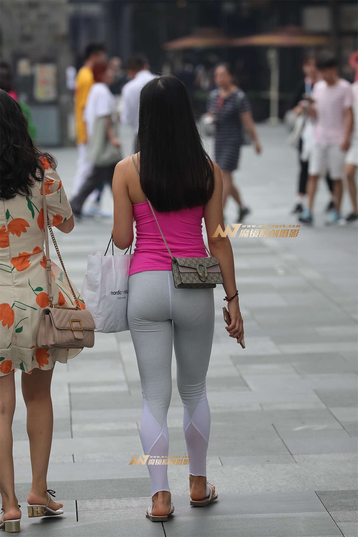 图片[2]-【凯恩赛帖】悠闲的运动装-日更街拍