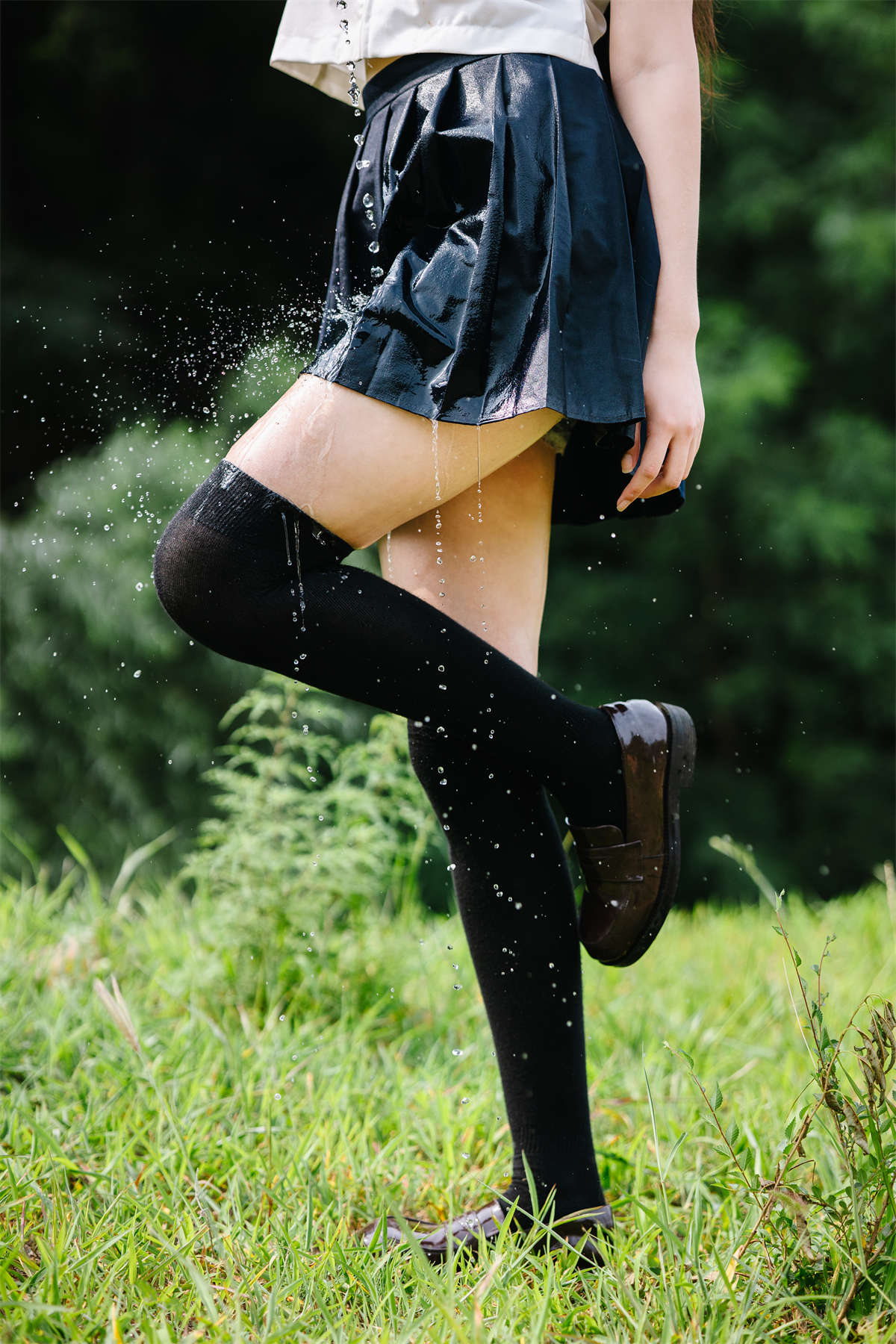 YITUYU艺图语 2024.02.28 JK水少女 捏捏新酱插图1