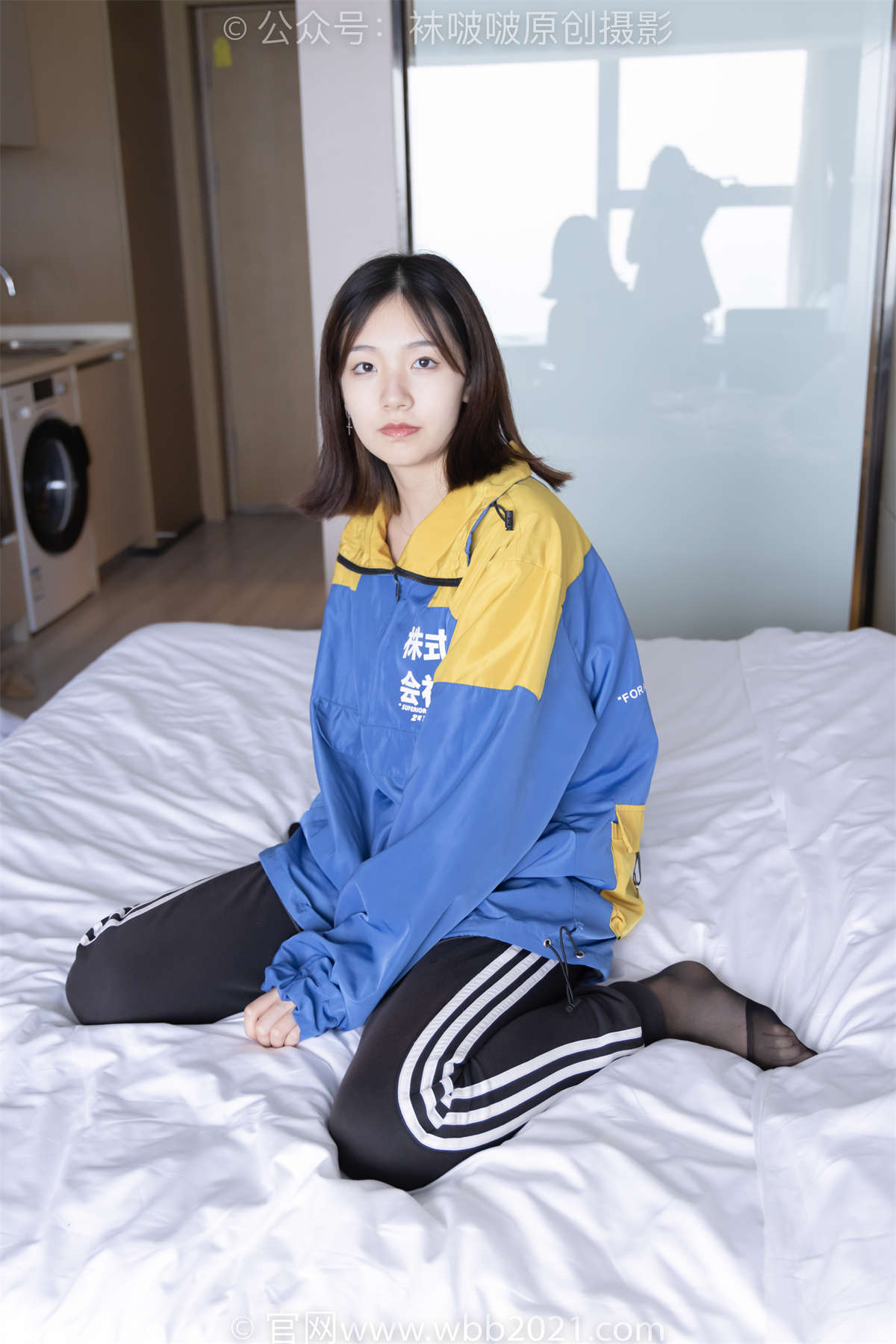 袜啵啵 No.262 小甜豆-板鞋、黑丝（脚尖加固款）、裤里丝 花絮版-日更街拍