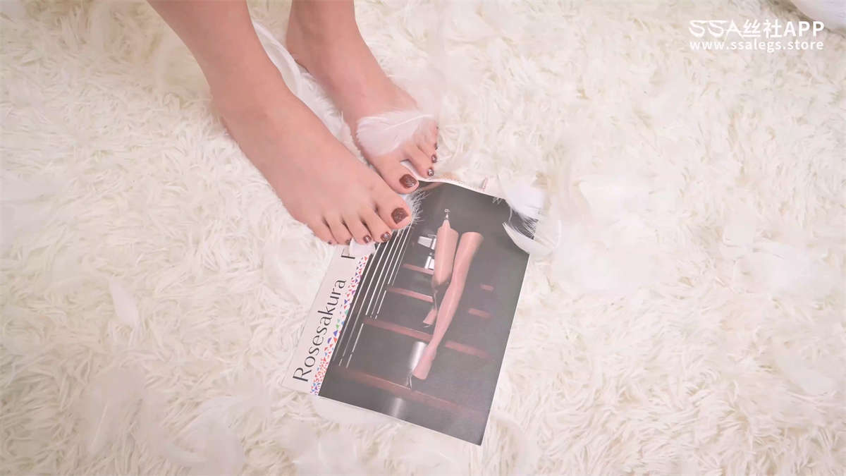 图片[2]-SSA丝社视频 NO.0137 君君 珞樱连裤袜-日更街拍