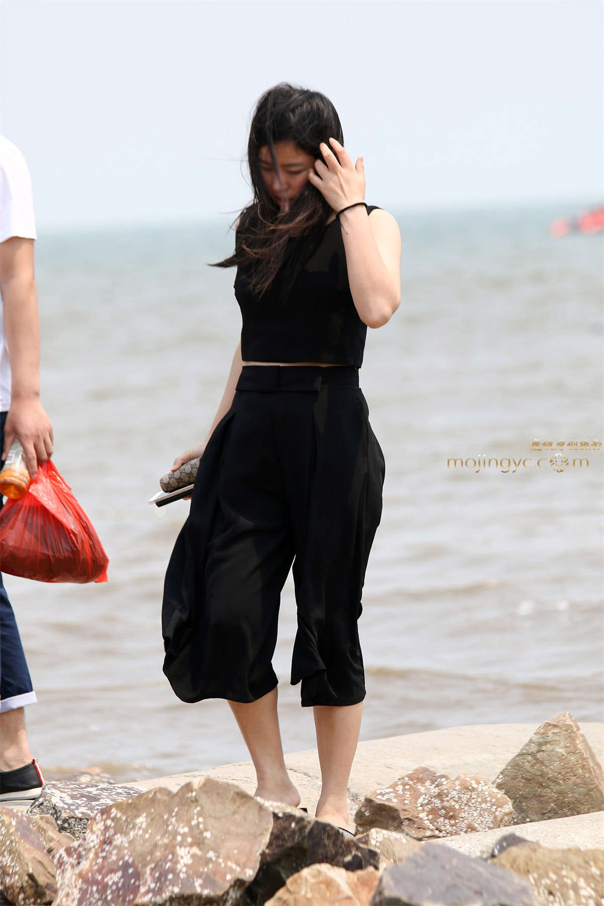 图片[2]-第80篇★宽松下，隐藏不住的性感★-28P-日更街拍