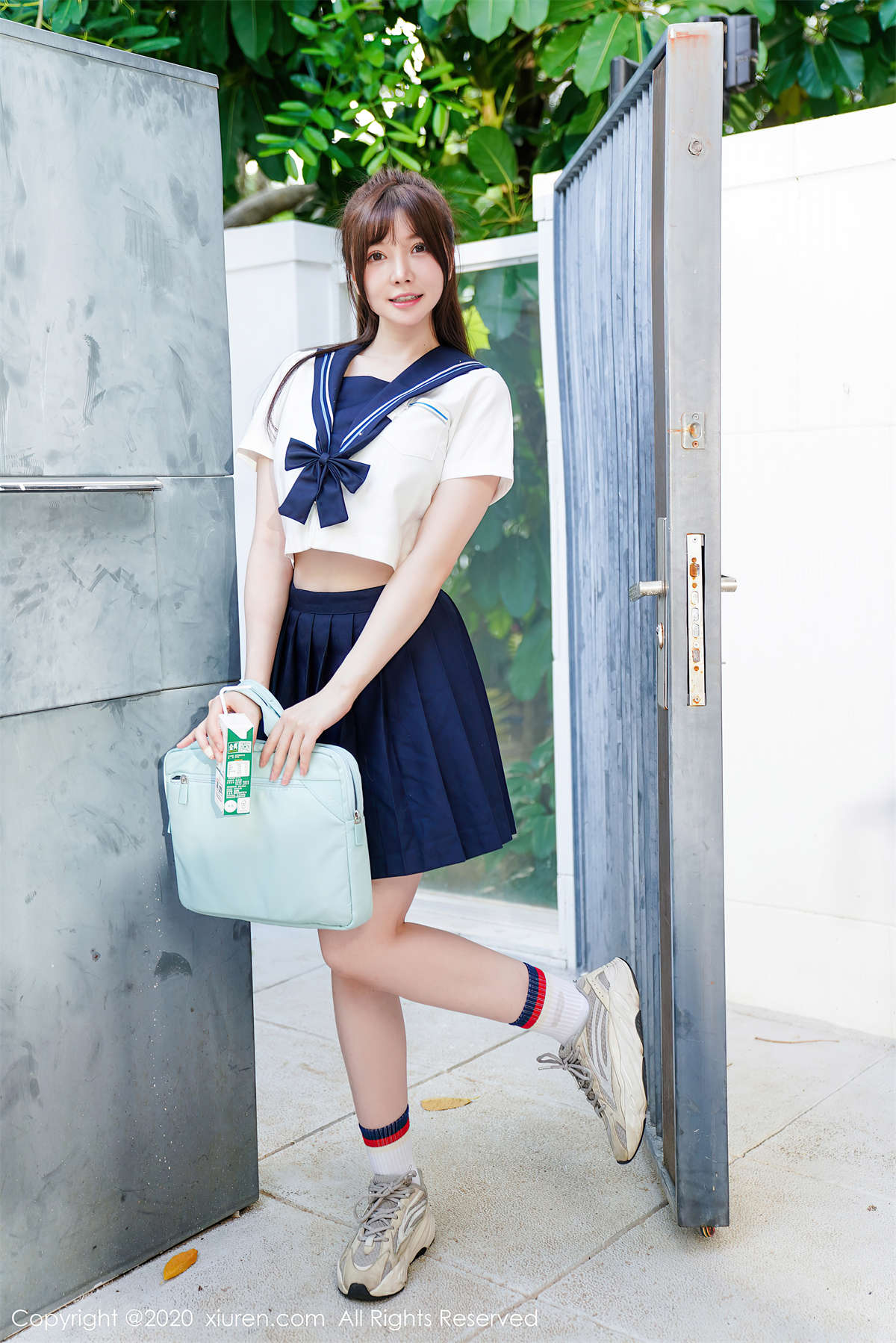 Xiuren秀人网 2020.10.09 NO.2629 糯美子Mini-日更街拍