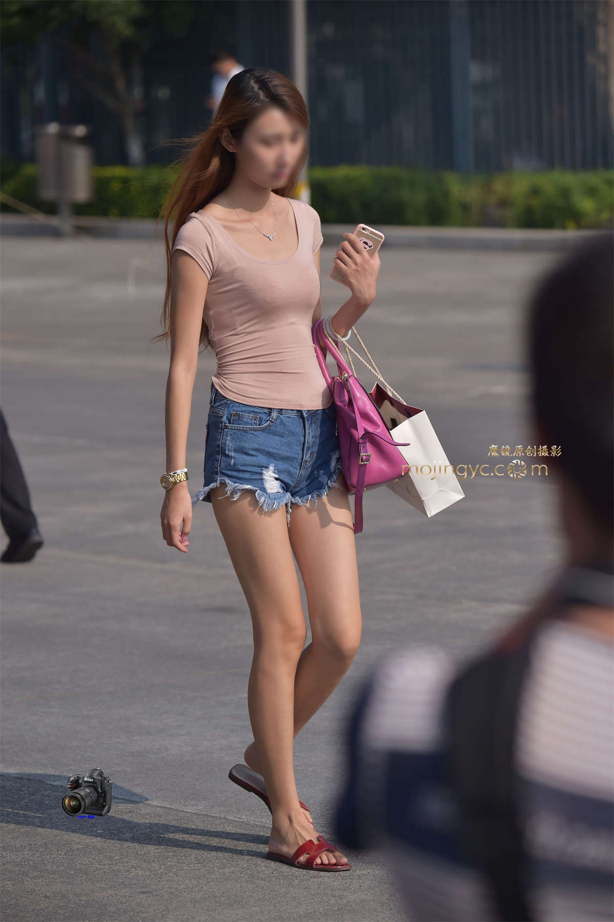 2015-07-09牛仔短裤美女（19P）-日更街拍