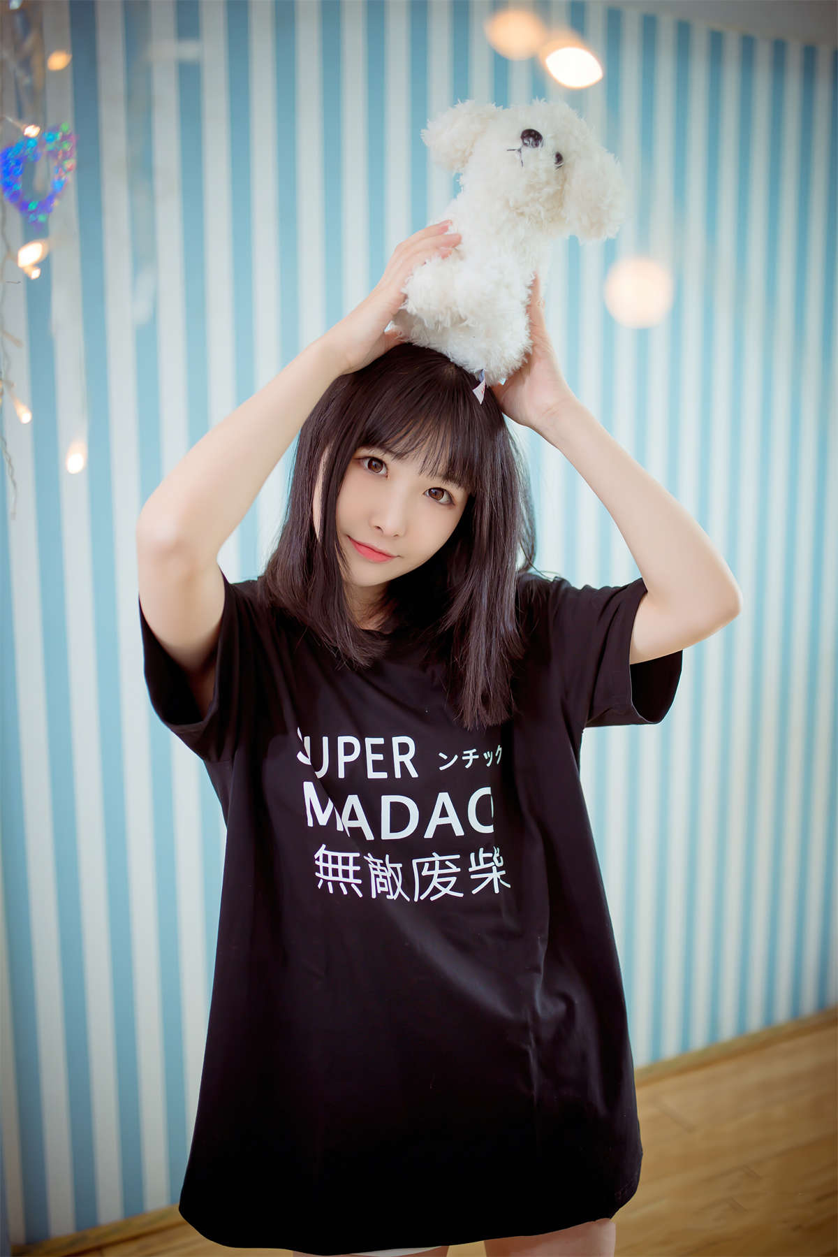 喵糖映画 VOL.311 居家少女-日更街拍