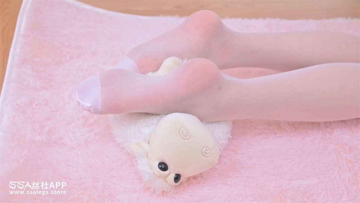 图片[2]-SSA丝社视频 NO.0140 素素 白色长筒袜美腿-日更街拍