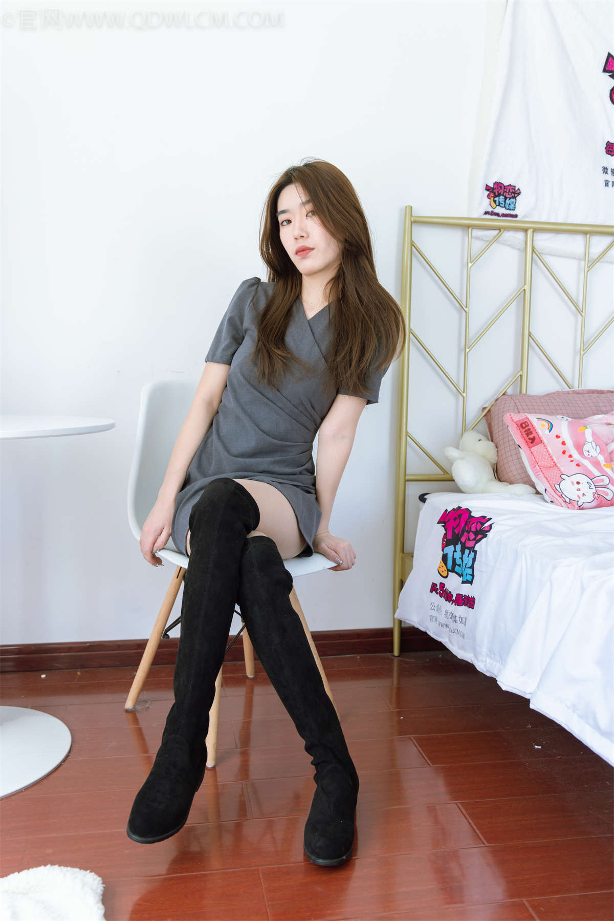 物恋传媒 NO.1160 清清-埋下一座城-日更街拍