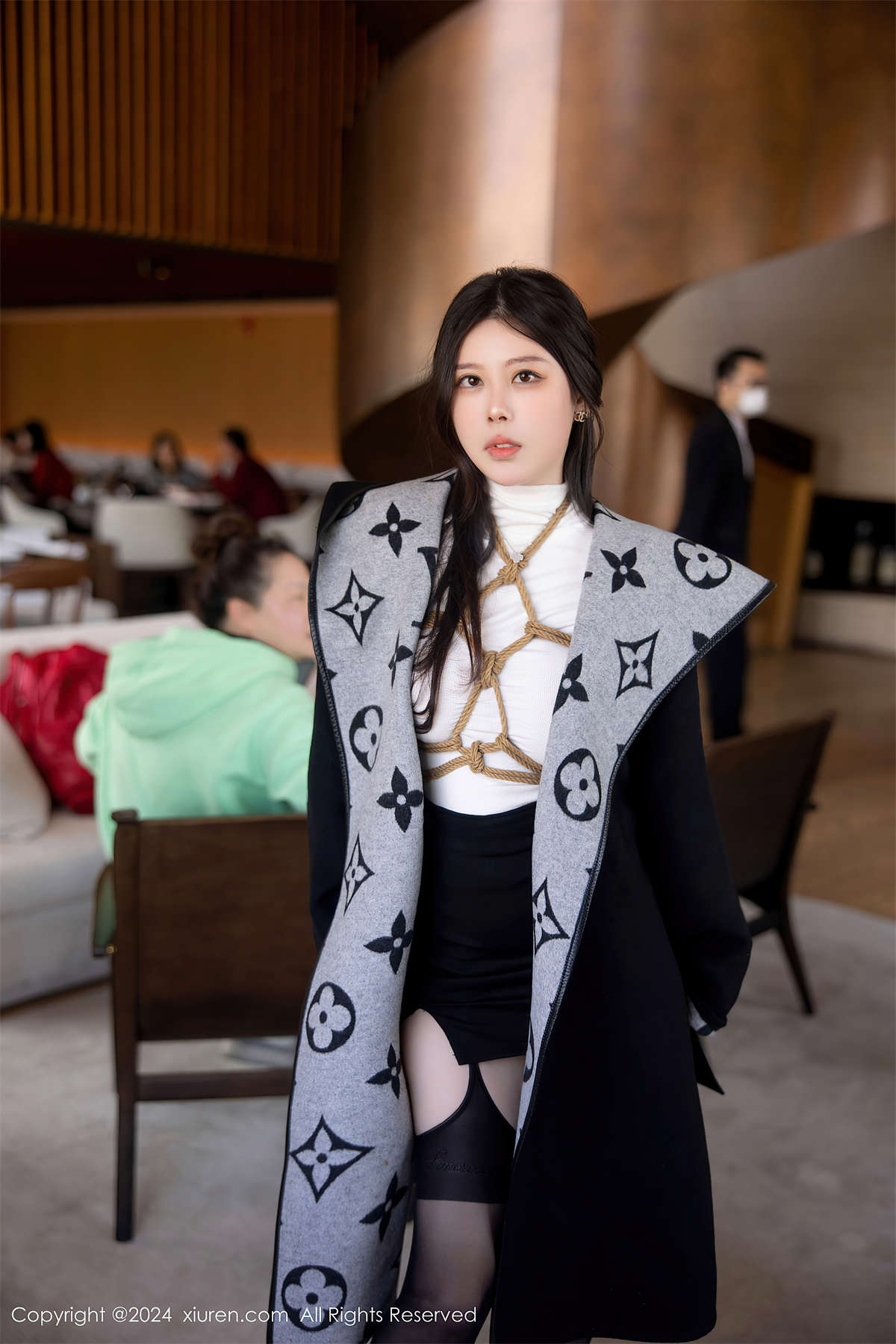 图片[2]-Xiuren秀人网 2024.04.15 NO.8390 白茹雪-日更街拍