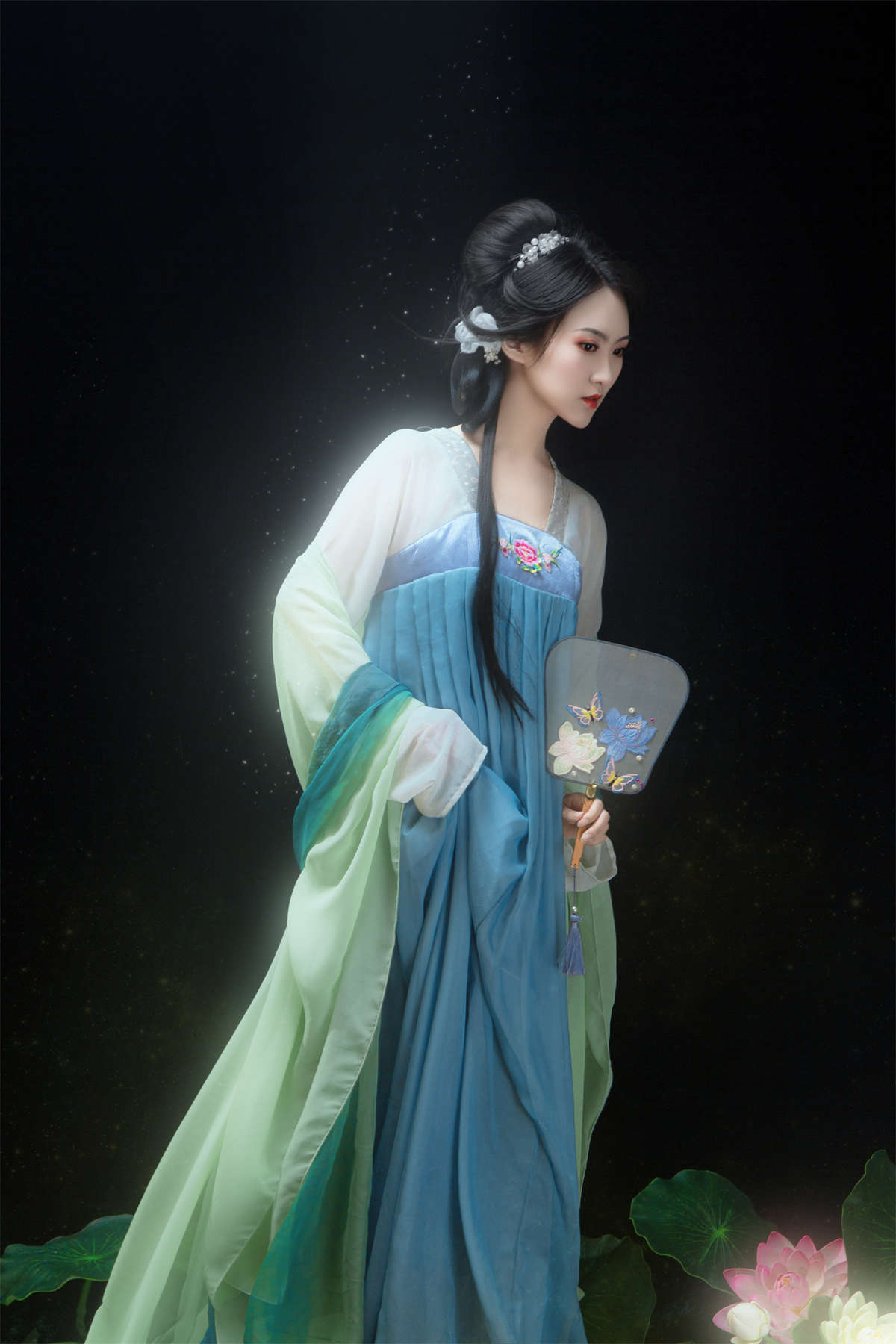 YITUYU艺图语 2022.06.23 芰荷香 妮妮-日更街拍