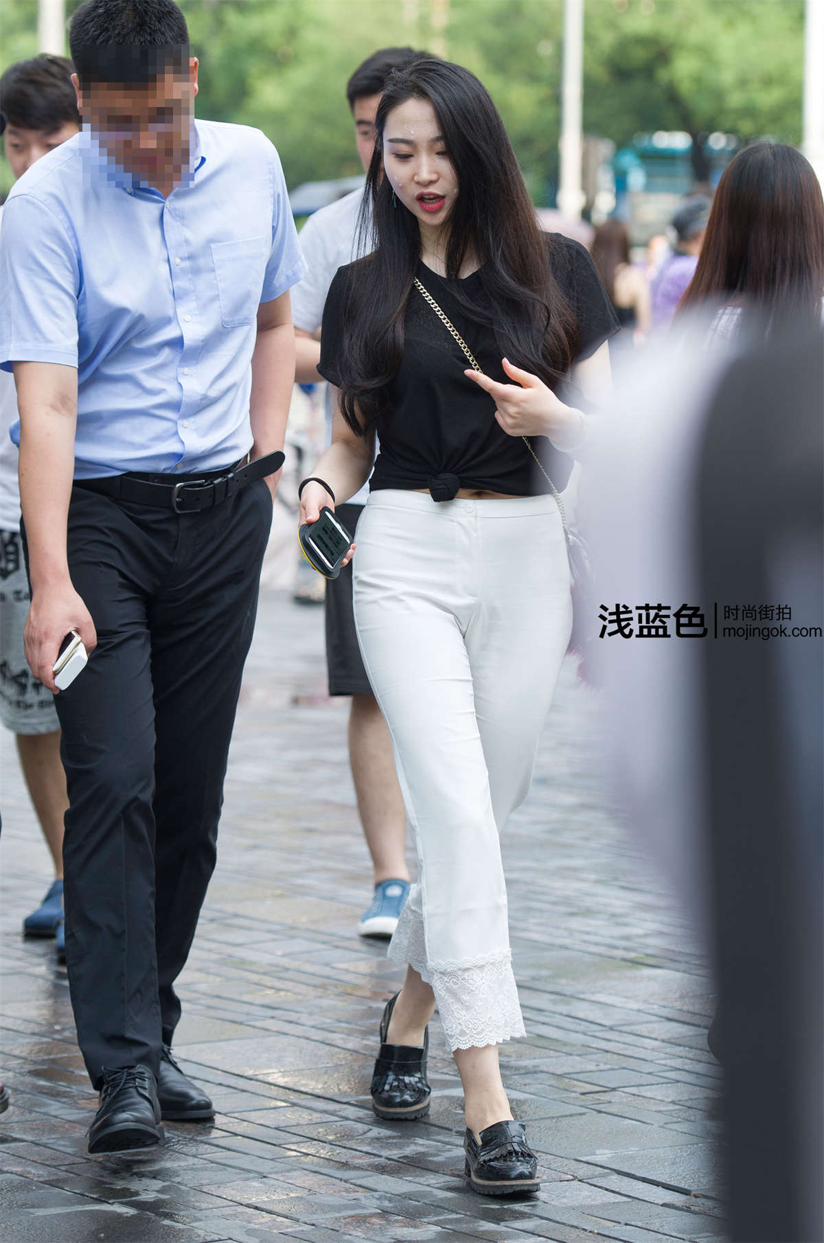 白裤美女（12p）-日更街拍