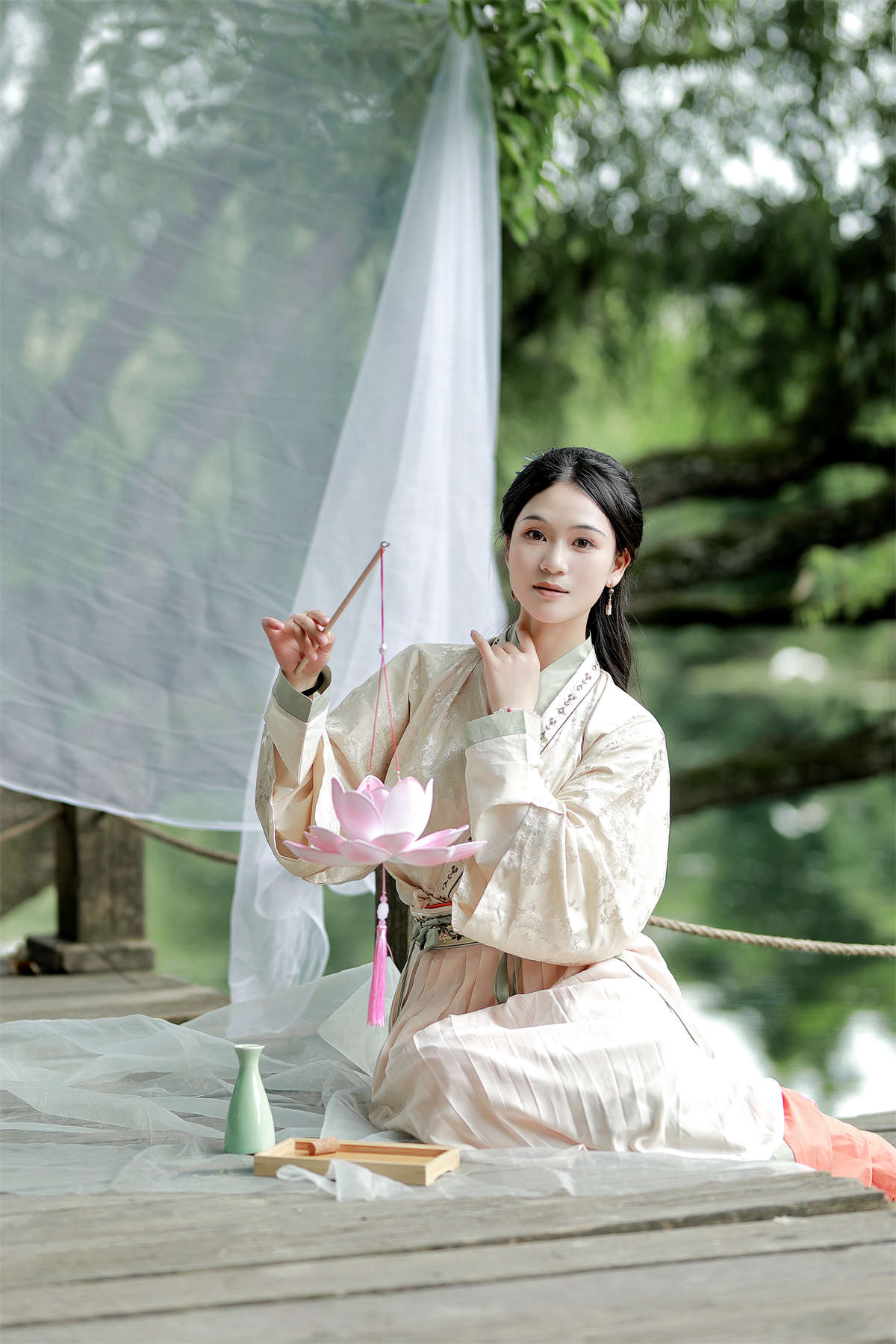 YITUYU艺图语 2023.07.19 采莲 苏念-日更街拍