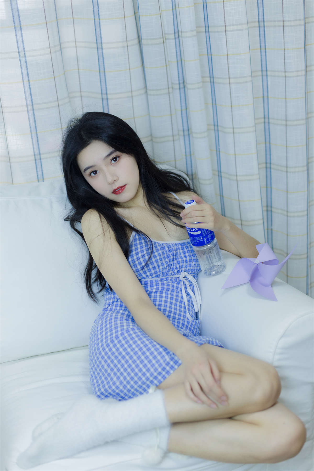 YITUYU艺图语 2023.04.23 渐暖 靜鏡婧插图1