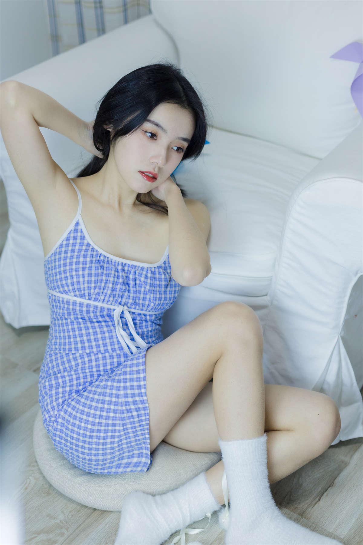 YITUYU艺图语 2023.04.23 渐暖 靜鏡婧-日更街拍