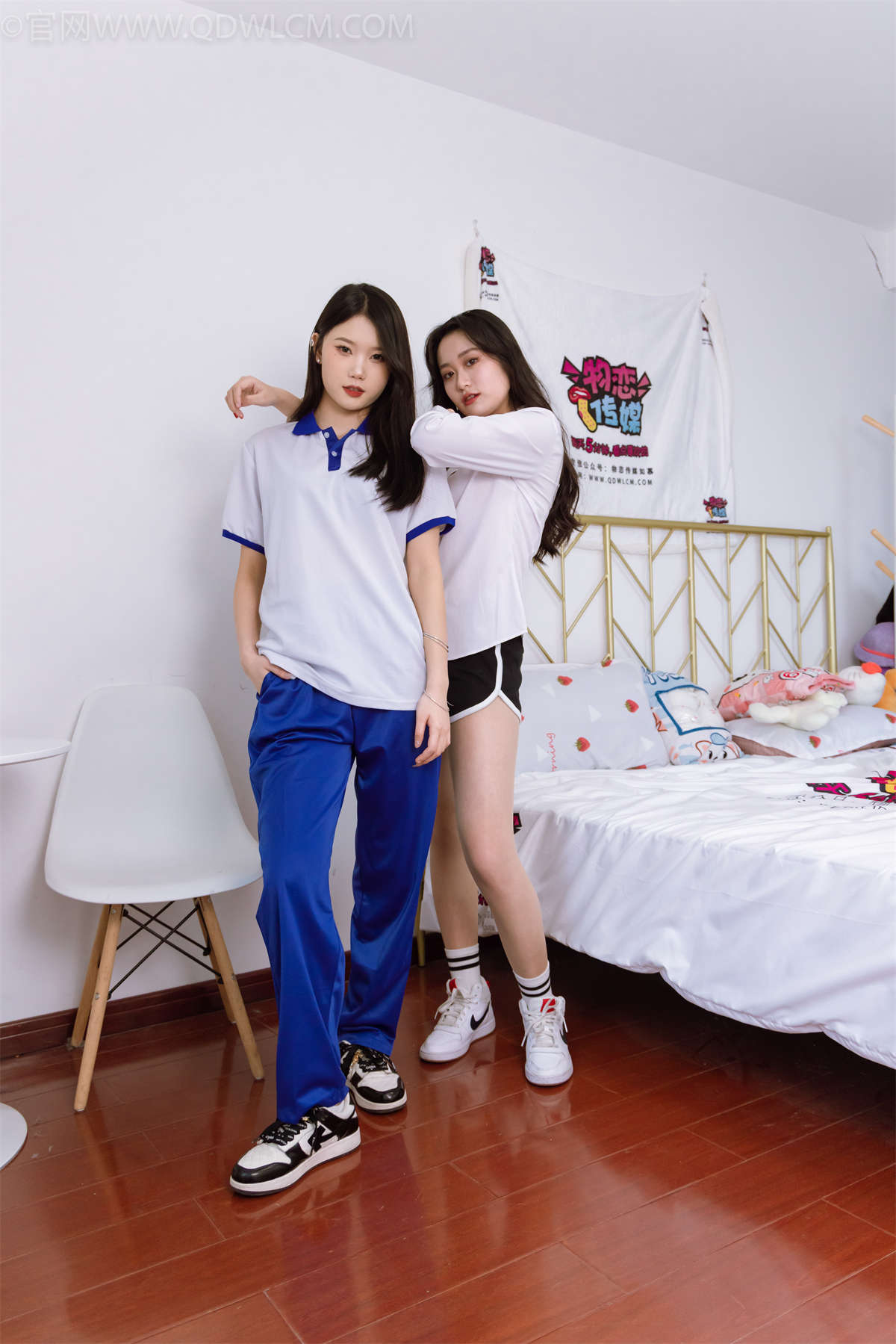 物恋传媒 NO.1167 小竹&小敏-亲密无间-日更街拍