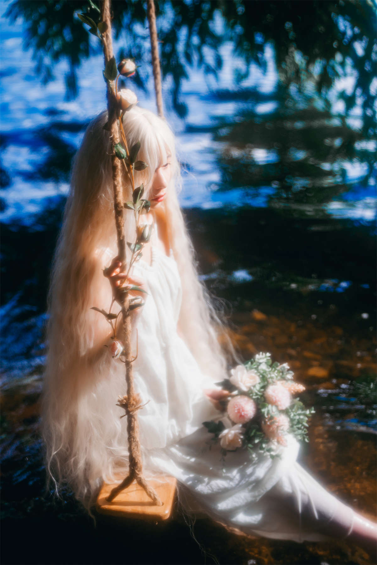 YITUYU艺图语 2022.08.14 你心似海 清青琴玖-日更街拍