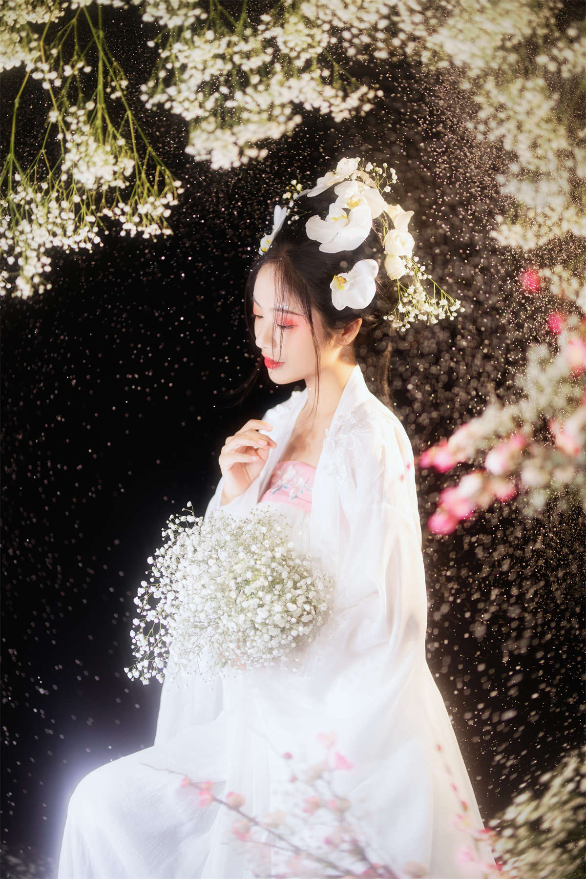 YITUYU艺图语 2023.04.27 星河入梦 是雨诗呀-日更街拍