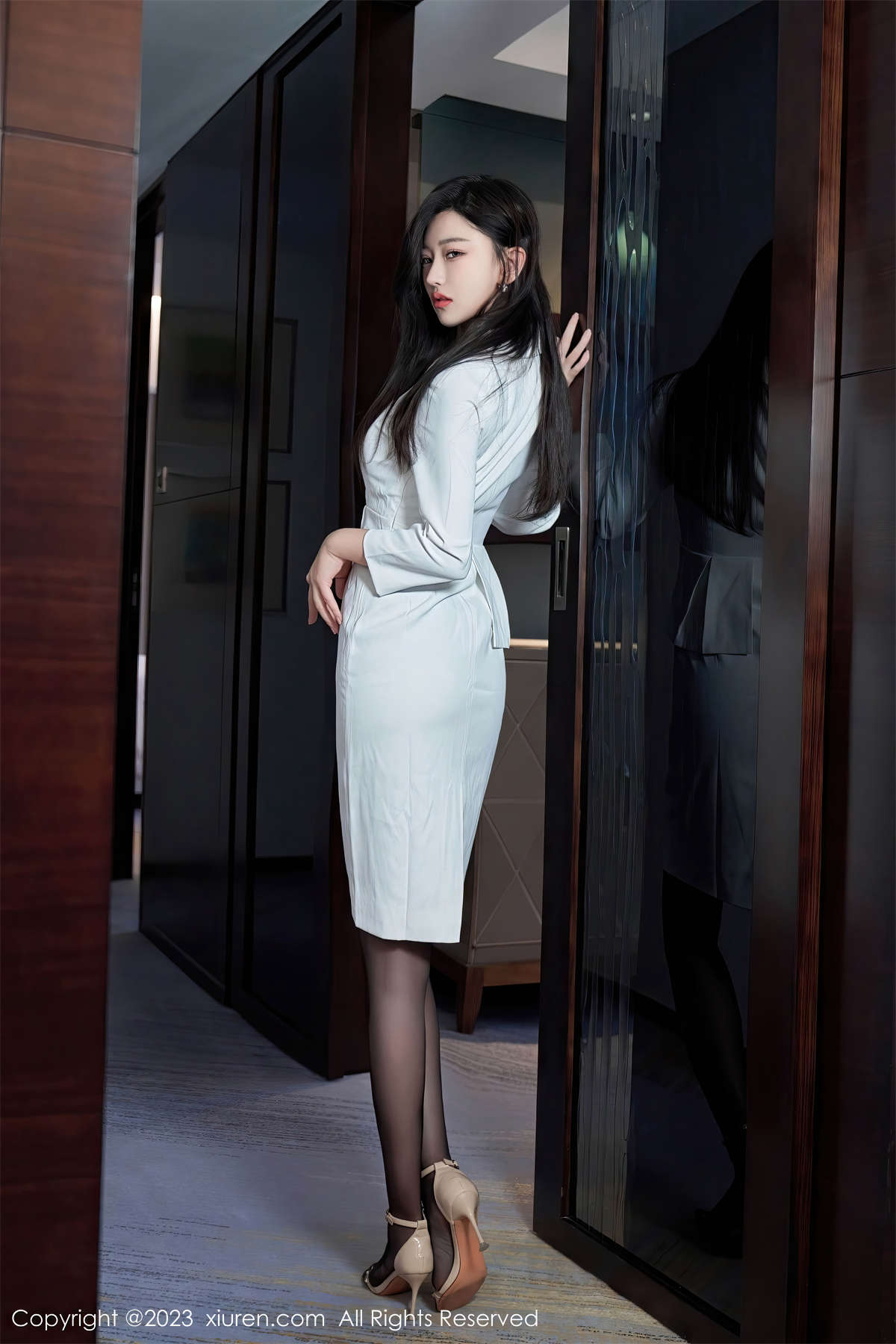 图片[2]-Xiuren秀人网 2023.06.12 No.6900 妙可可-日更街拍