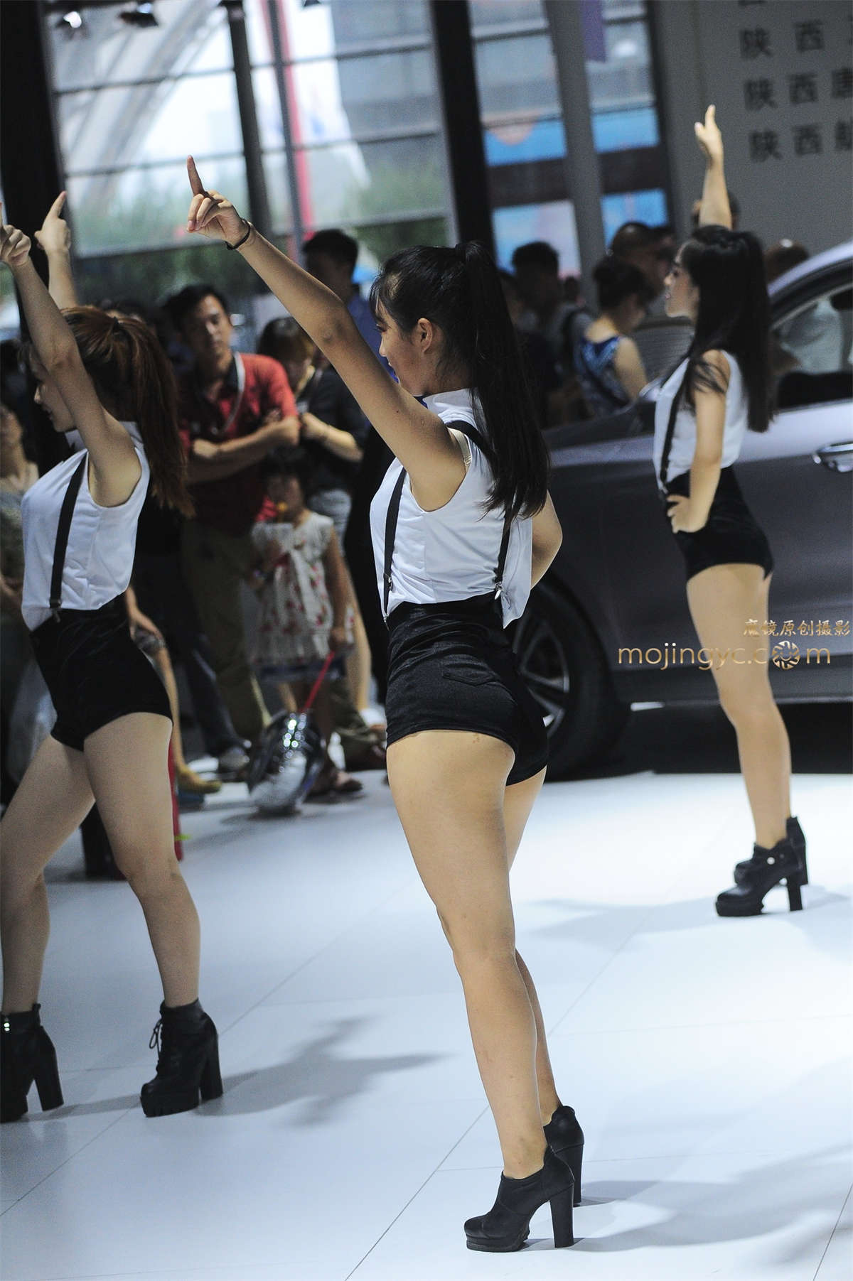 图片[2]-2016-12-06黑色背带短裤15张-日更街拍