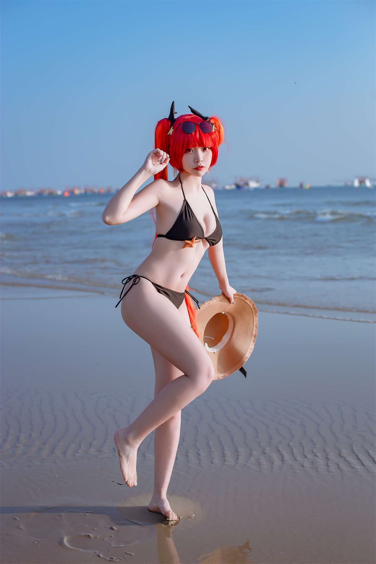 高产型Coser-二佐Nisa 碧蓝 火奴鲁鲁泳装-日更街拍