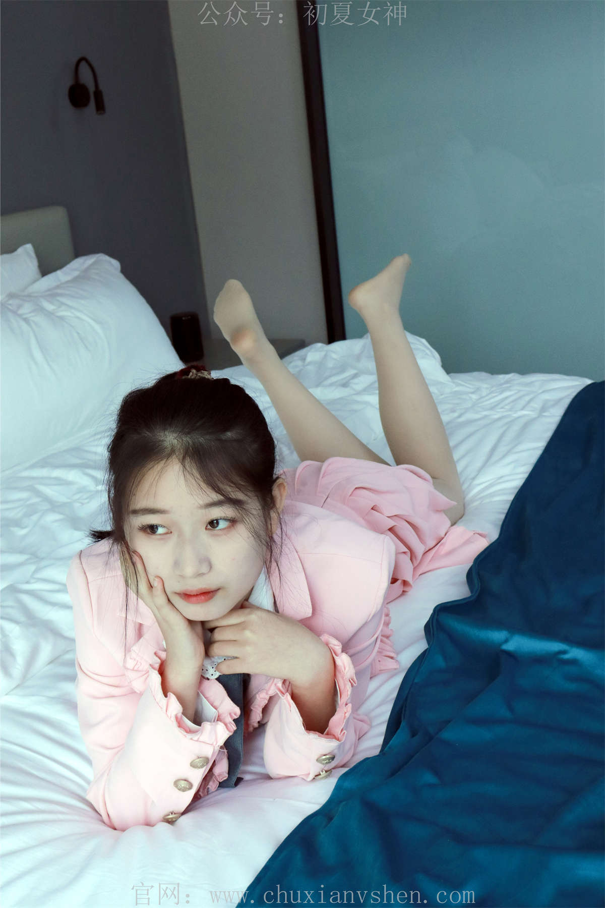 图片[2]-初夏女神 No.019 念念 S码粉色JK套搭配36码小白鞋-日更街拍