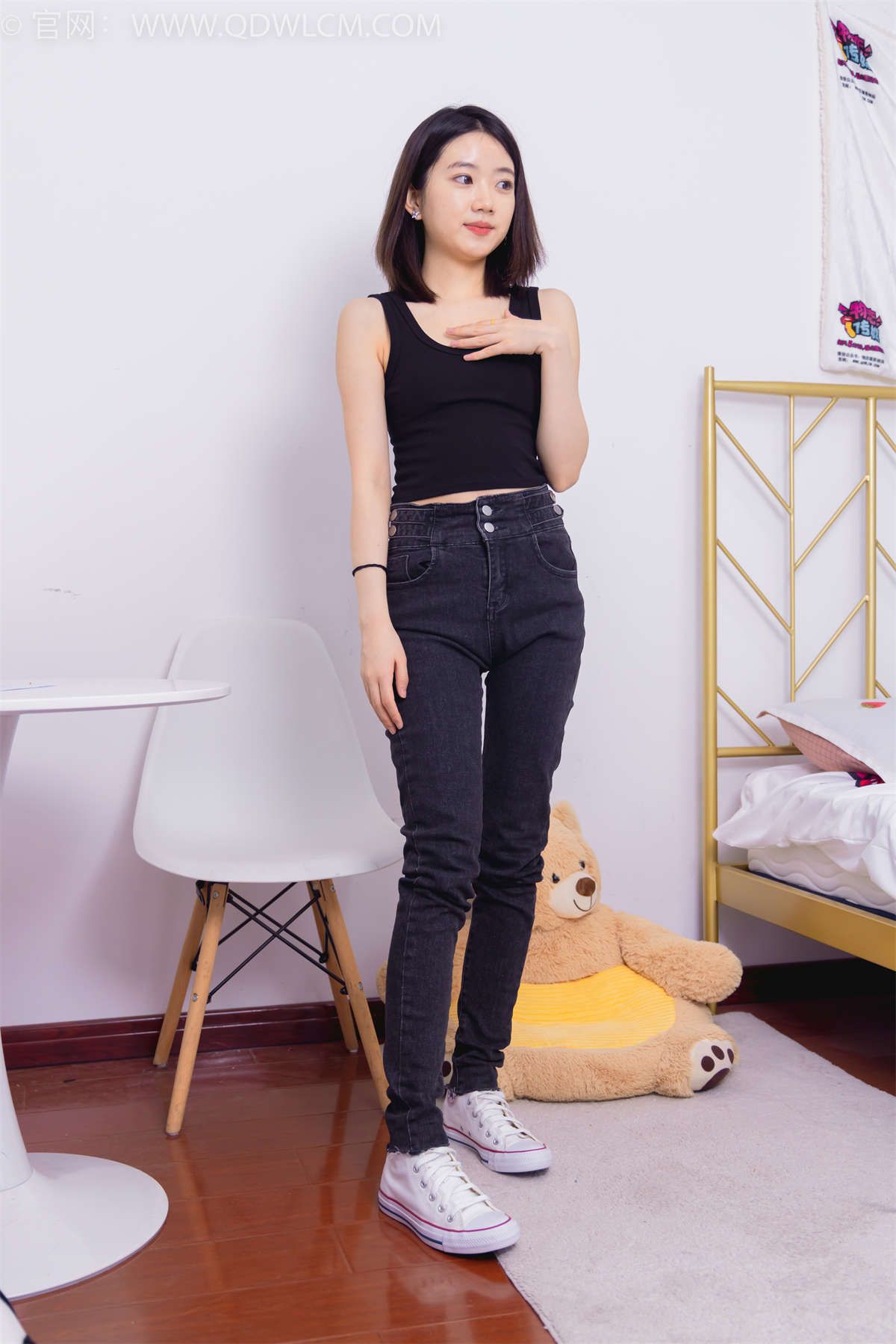 物恋传媒 NO.1605 欢欢-雨过天晴（盲盒2）-日更街拍