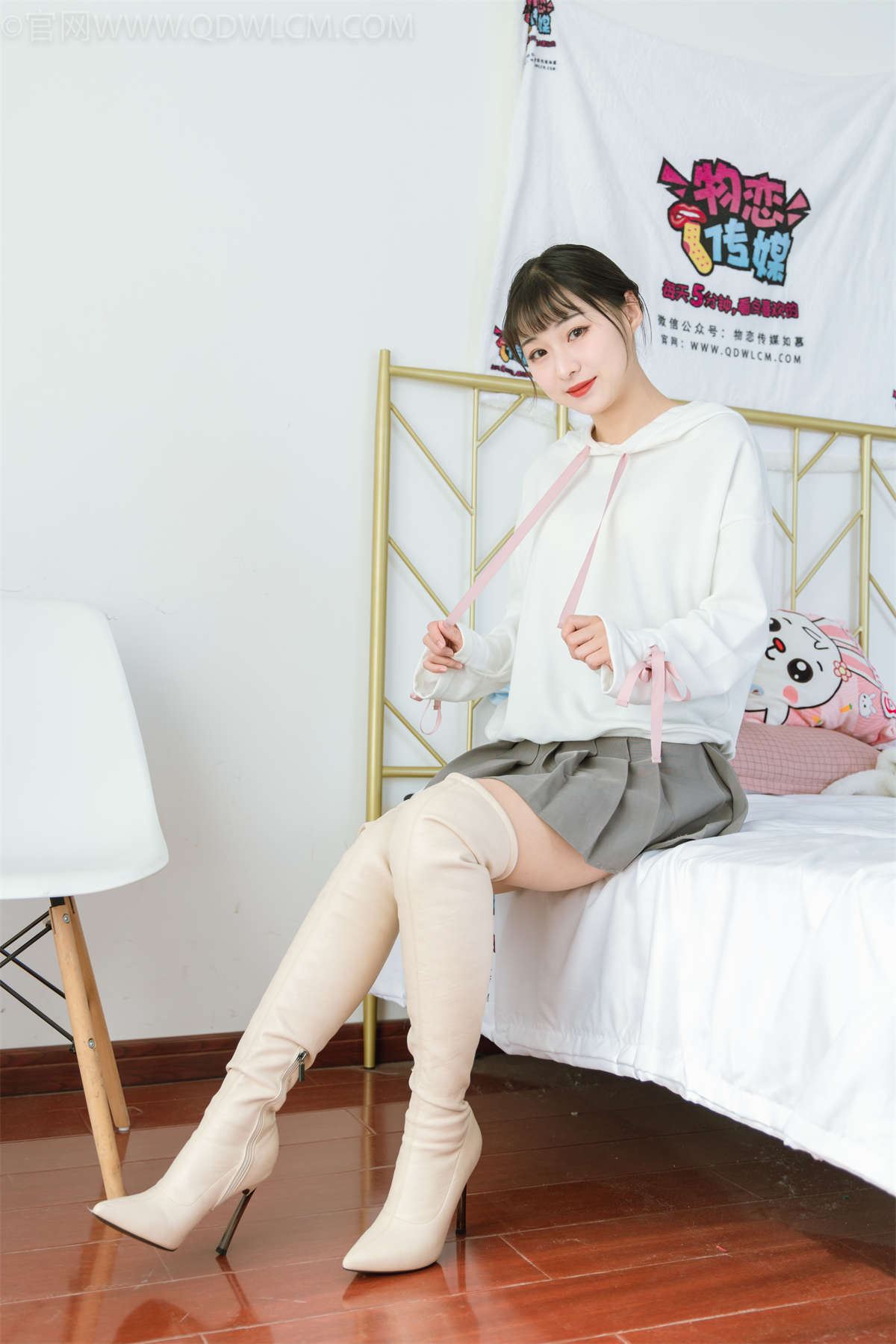 图片[2]-物恋传媒 NO.1173 月心-白色月光-日更街拍