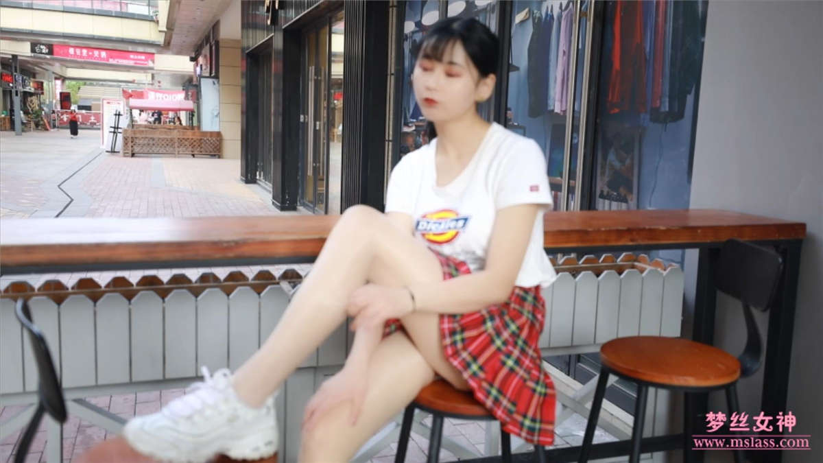 2019.05.24 可岚 油光丝袜-日更街拍