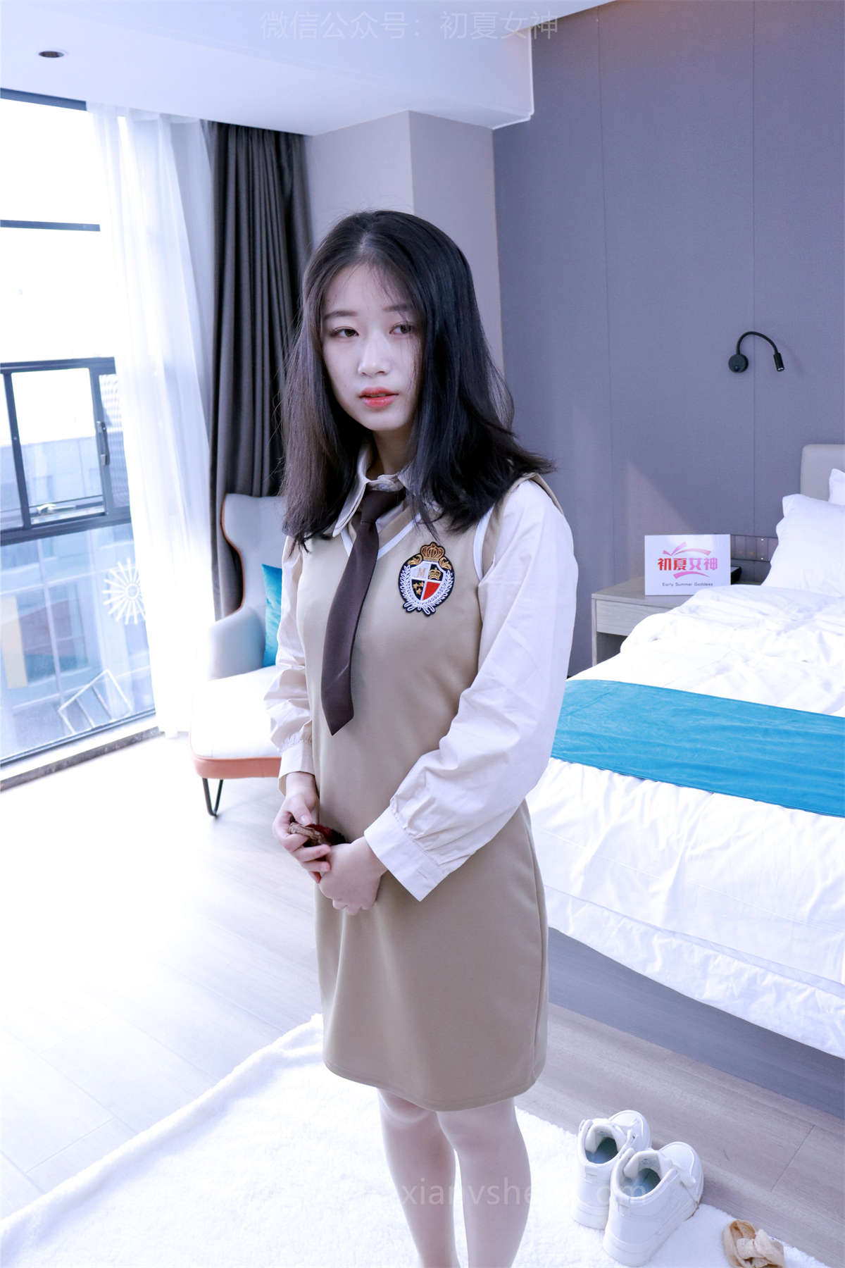 图片[2]-初夏女神 No.024 念念 秋冬学院风显瘦连衣裙S码搭配-日更街拍