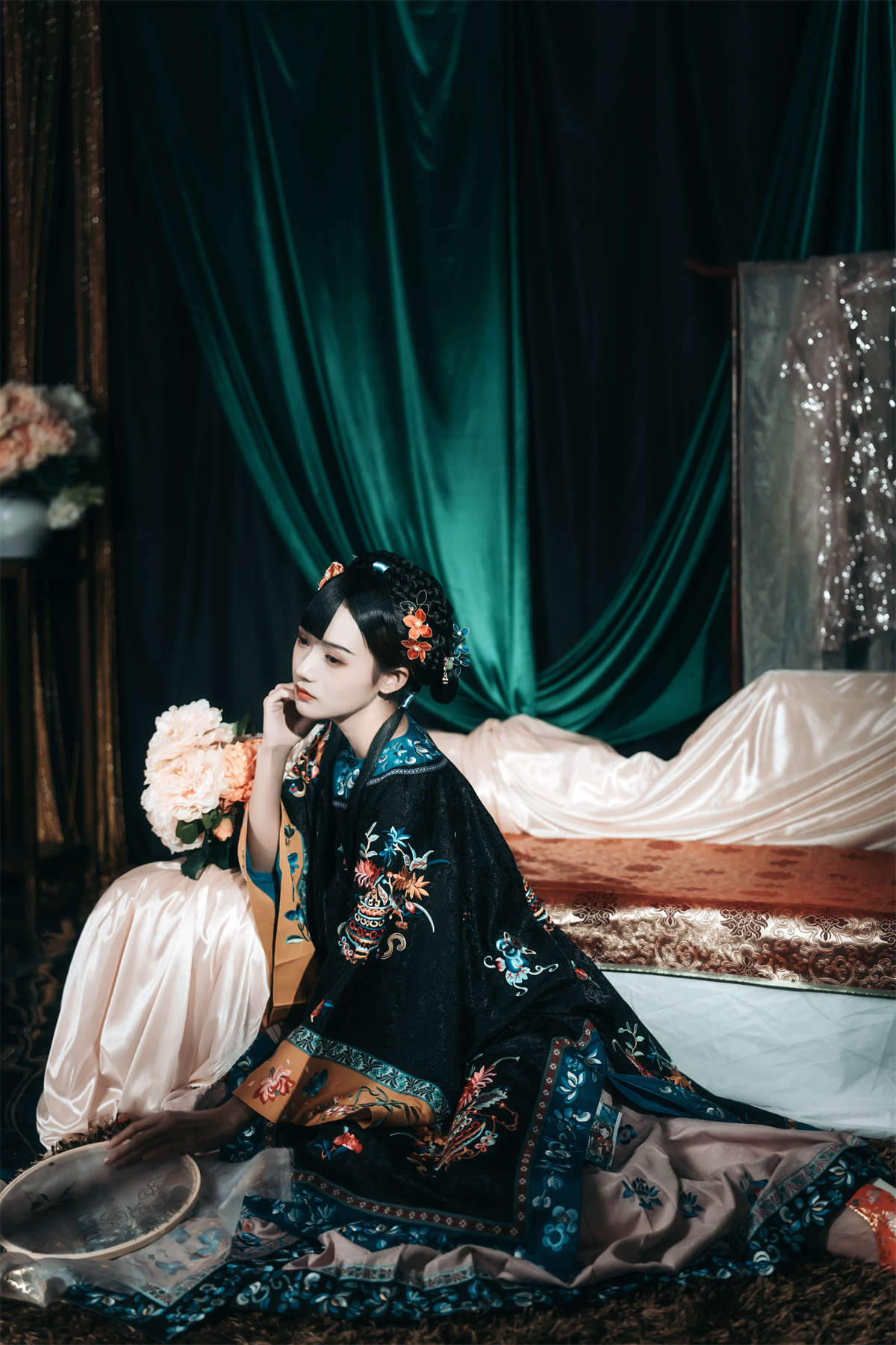 YITUYU艺图语 2023.01.01 经年旧梦-清汉女 兔子Zzz不吃胡萝卜插图1