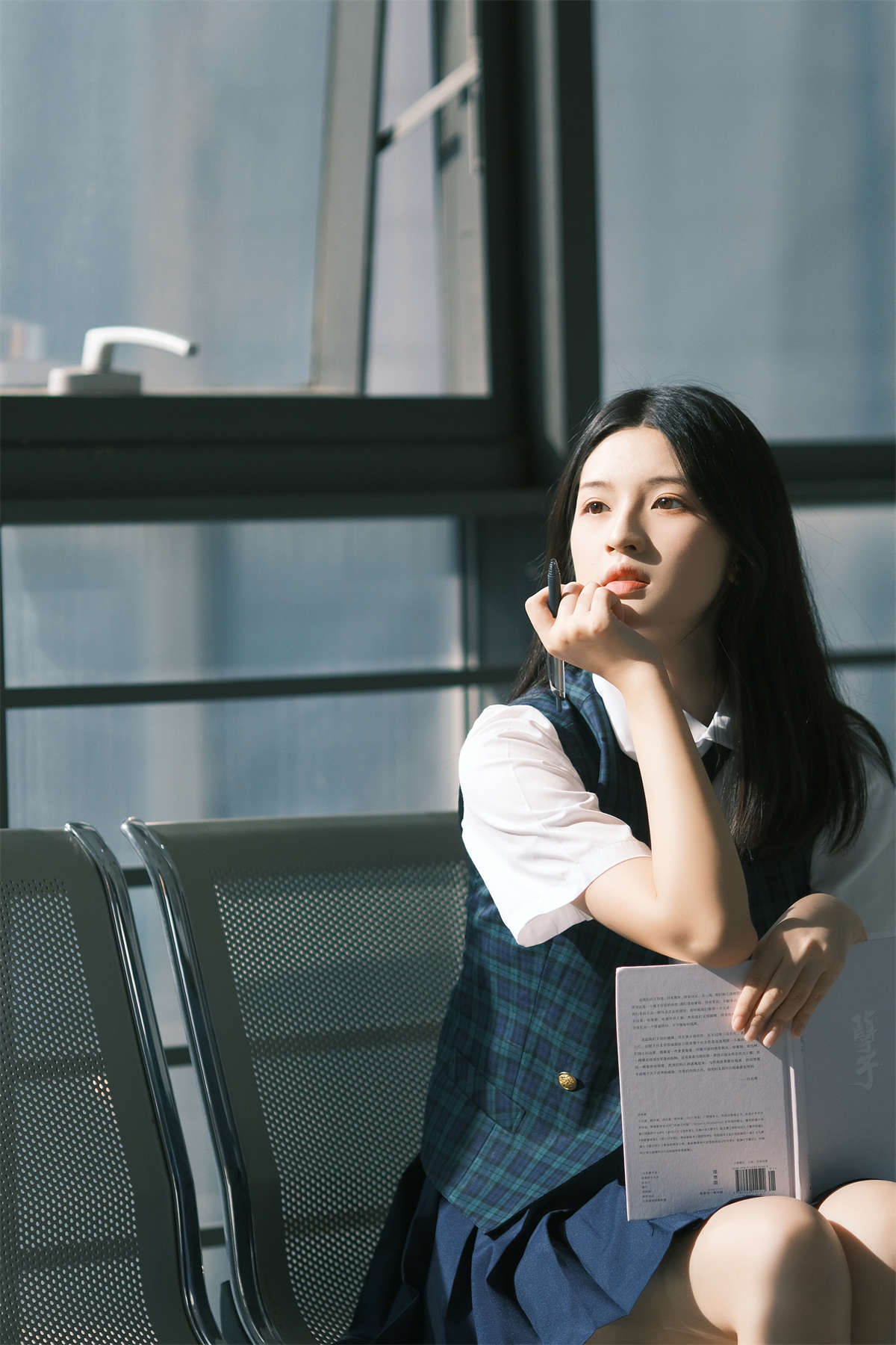 YITUYU艺图语 2023.10.02 有故事的女同学 宿白插图1