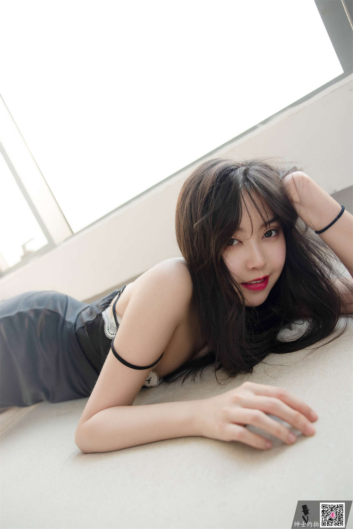 SHENSHI绅士 SS018美惠子-日更街拍